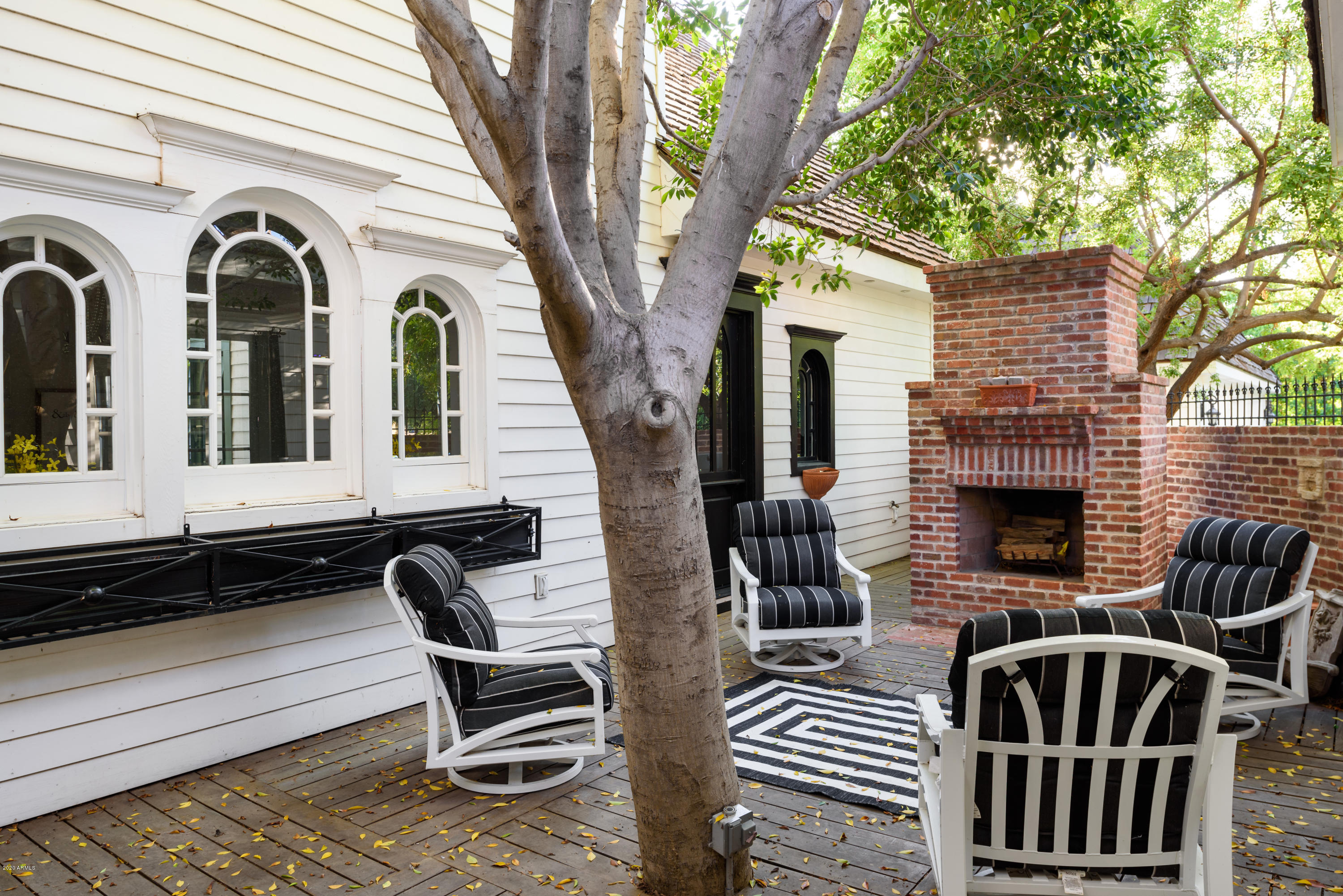 Arcadia Manors - Residential