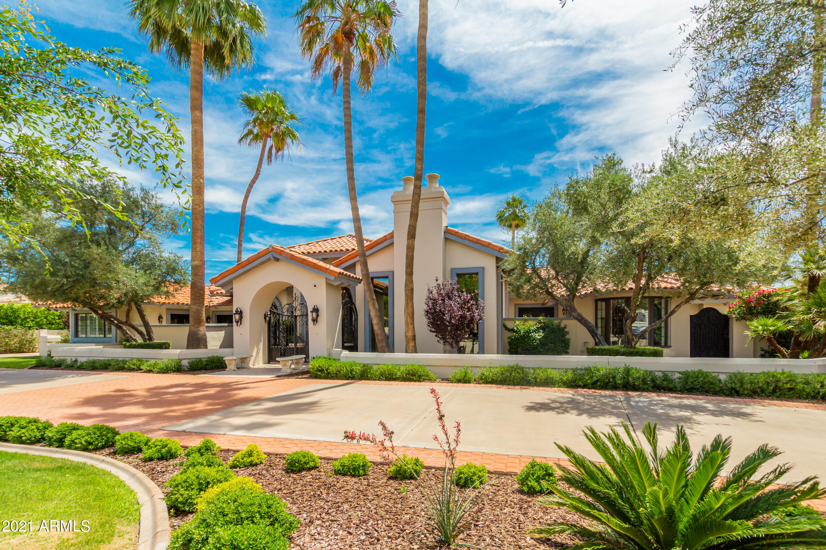 CAMELBACK COUNTRY ESTATES UNIT 1 LOTS 1 THRU 23 25 - Residential