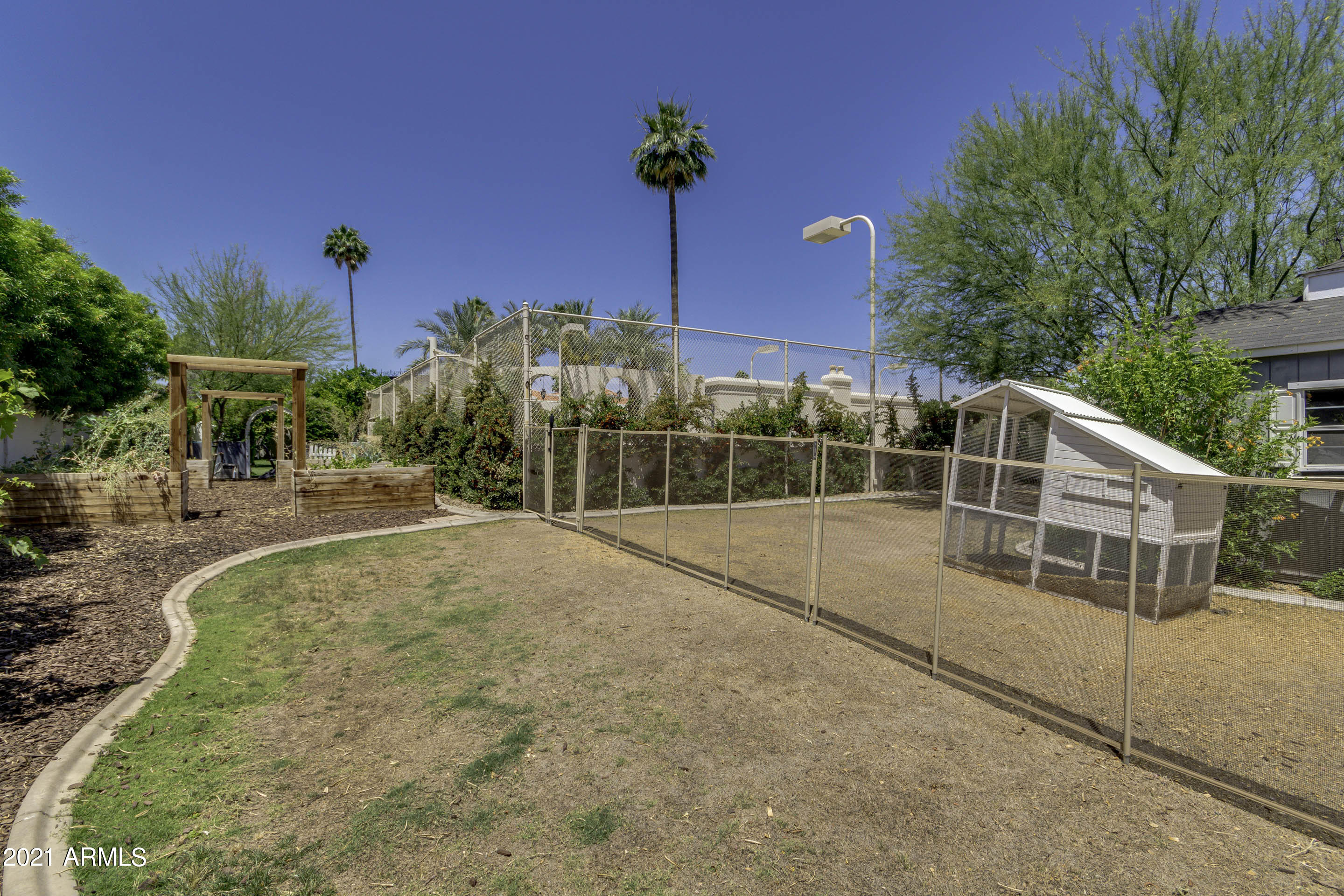 CAMELBACK COUNTRY ESTATES UNIT 1 LOTS 1 THRU 23 25 - Residential
