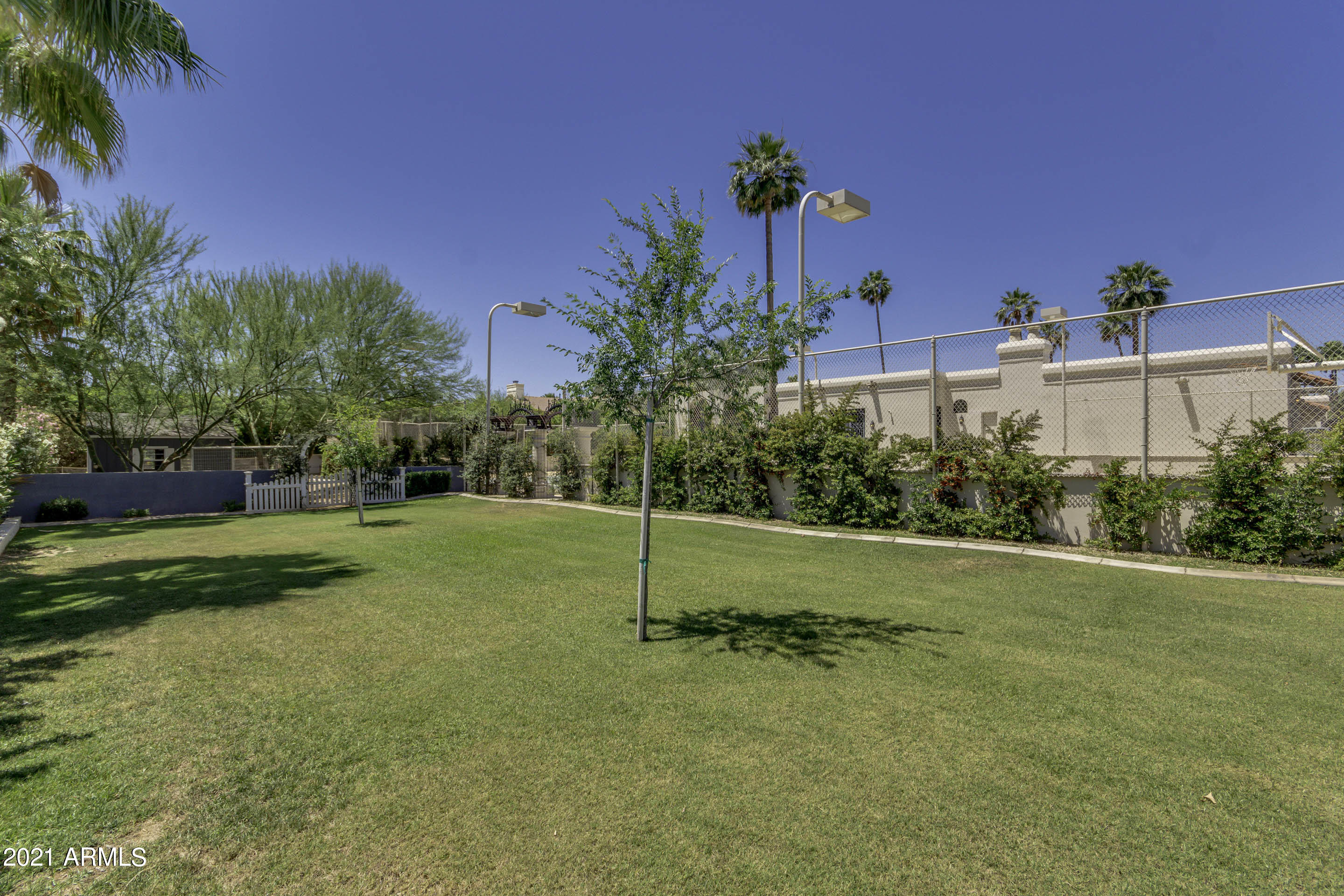 CAMELBACK COUNTRY ESTATES UNIT 1 LOTS 1 THRU 23 25 - Residential