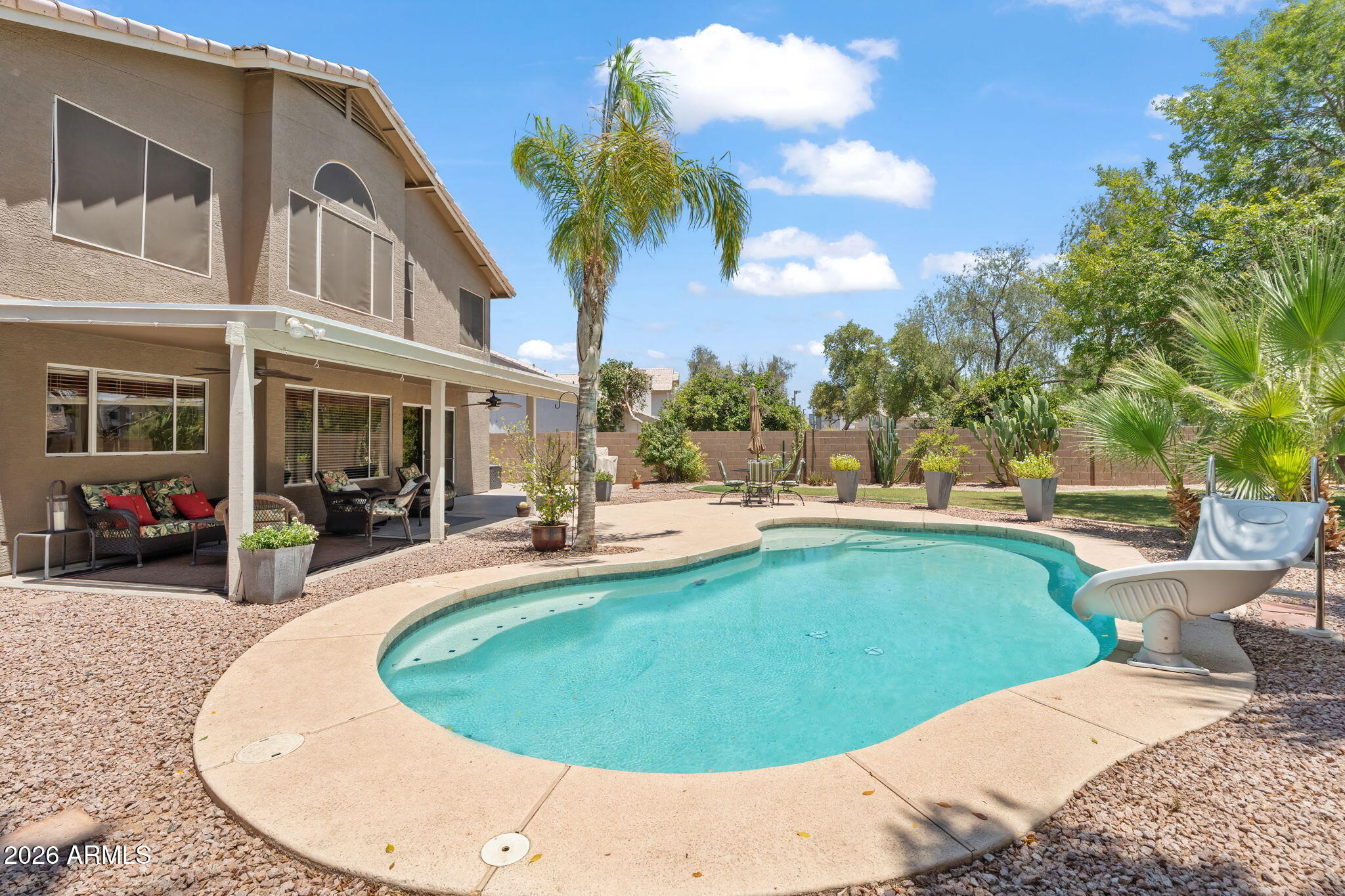 FULTON HOMES AT SUPERSTITION SPRINGS UNIT 1 - Residential