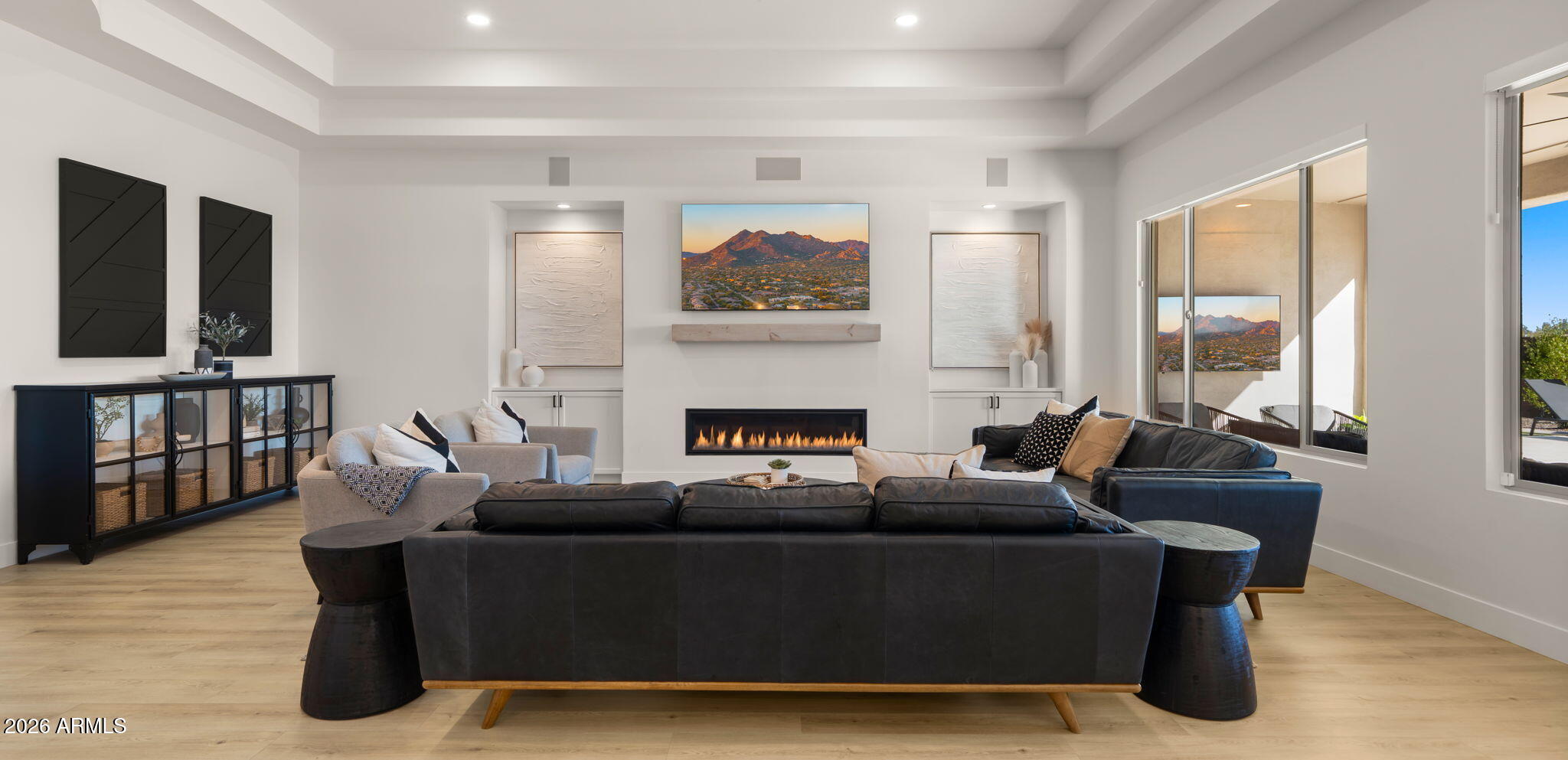 LONE MOUNTAIN - Residential