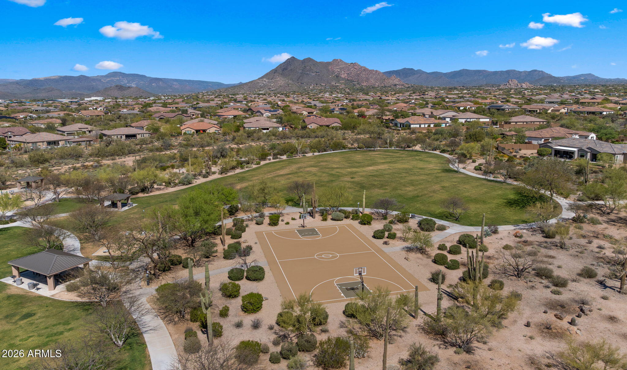 LONE MOUNTAIN - Residential