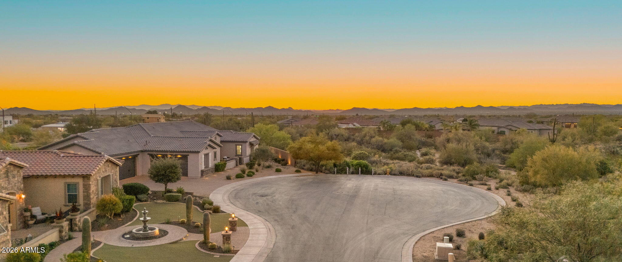 LONE MOUNTAIN - Residential
