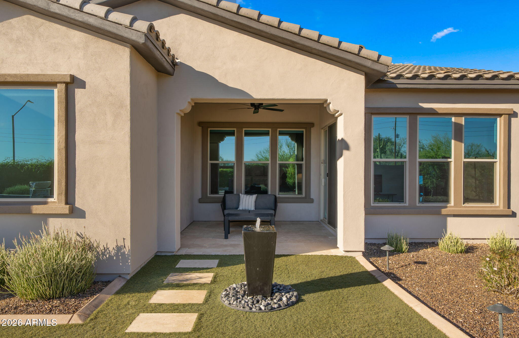 LONE MOUNTAIN - Residential