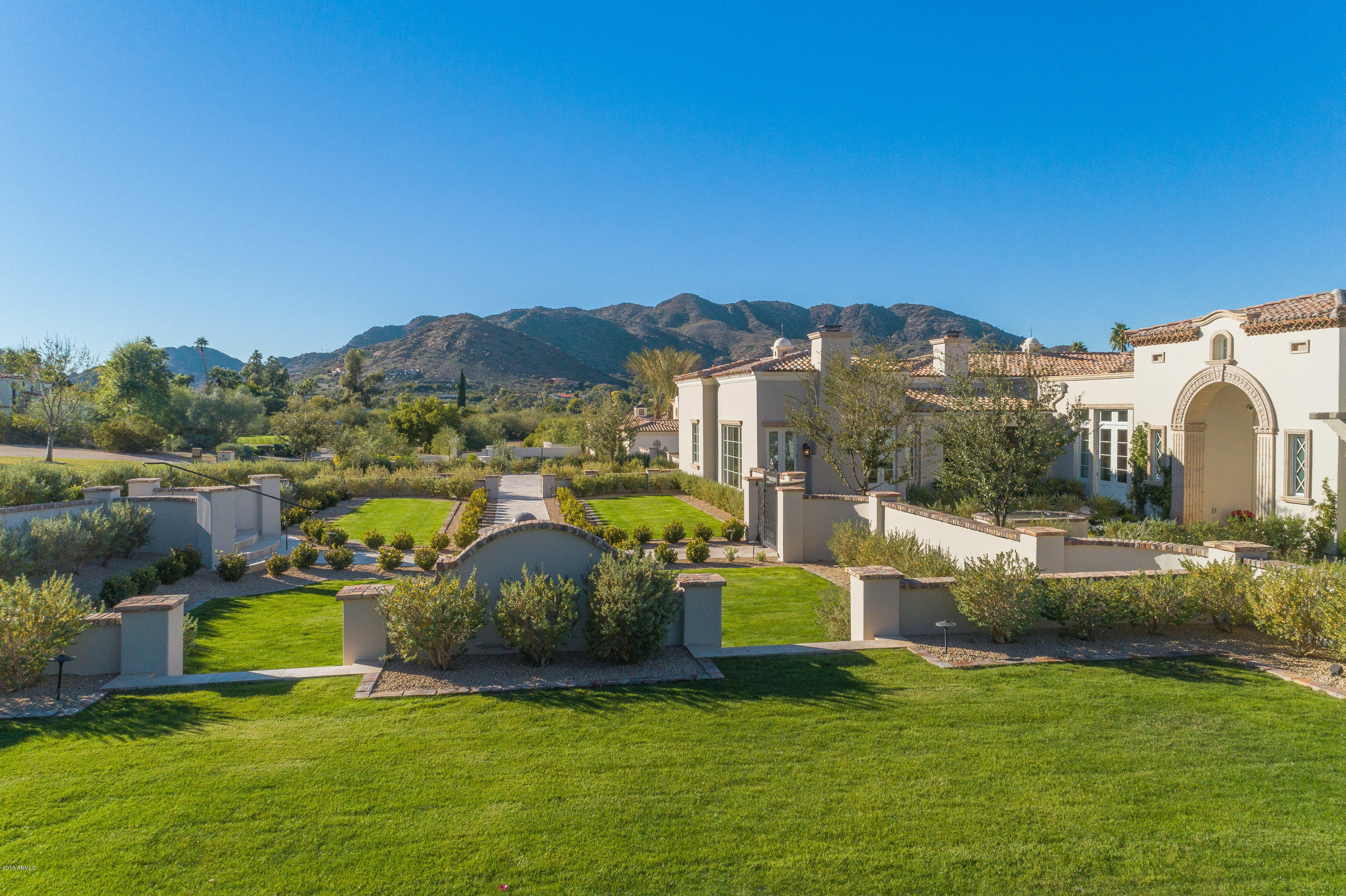 LONGTAIL RUN - Residential