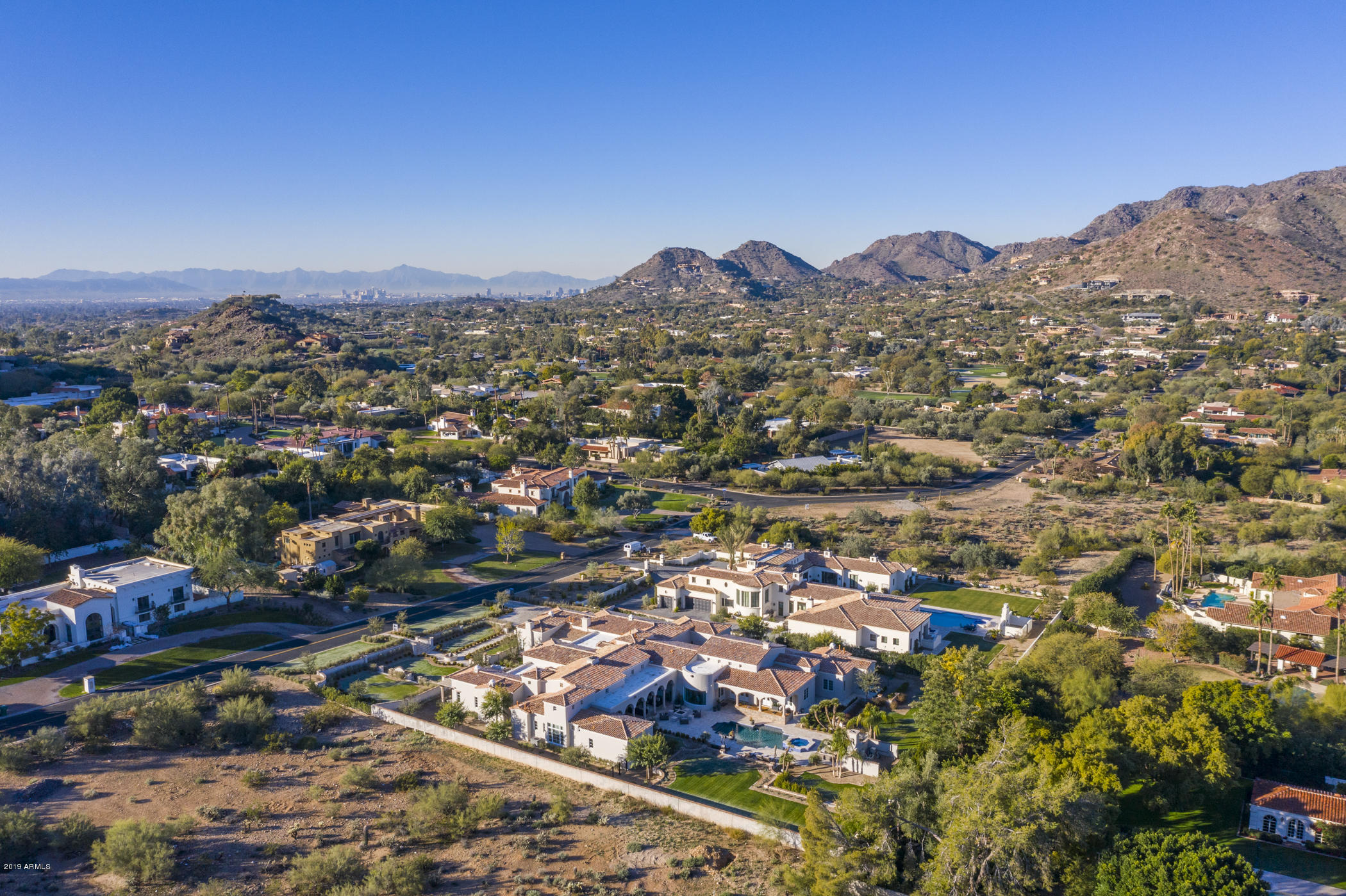 LONGTAIL RUN - Residential