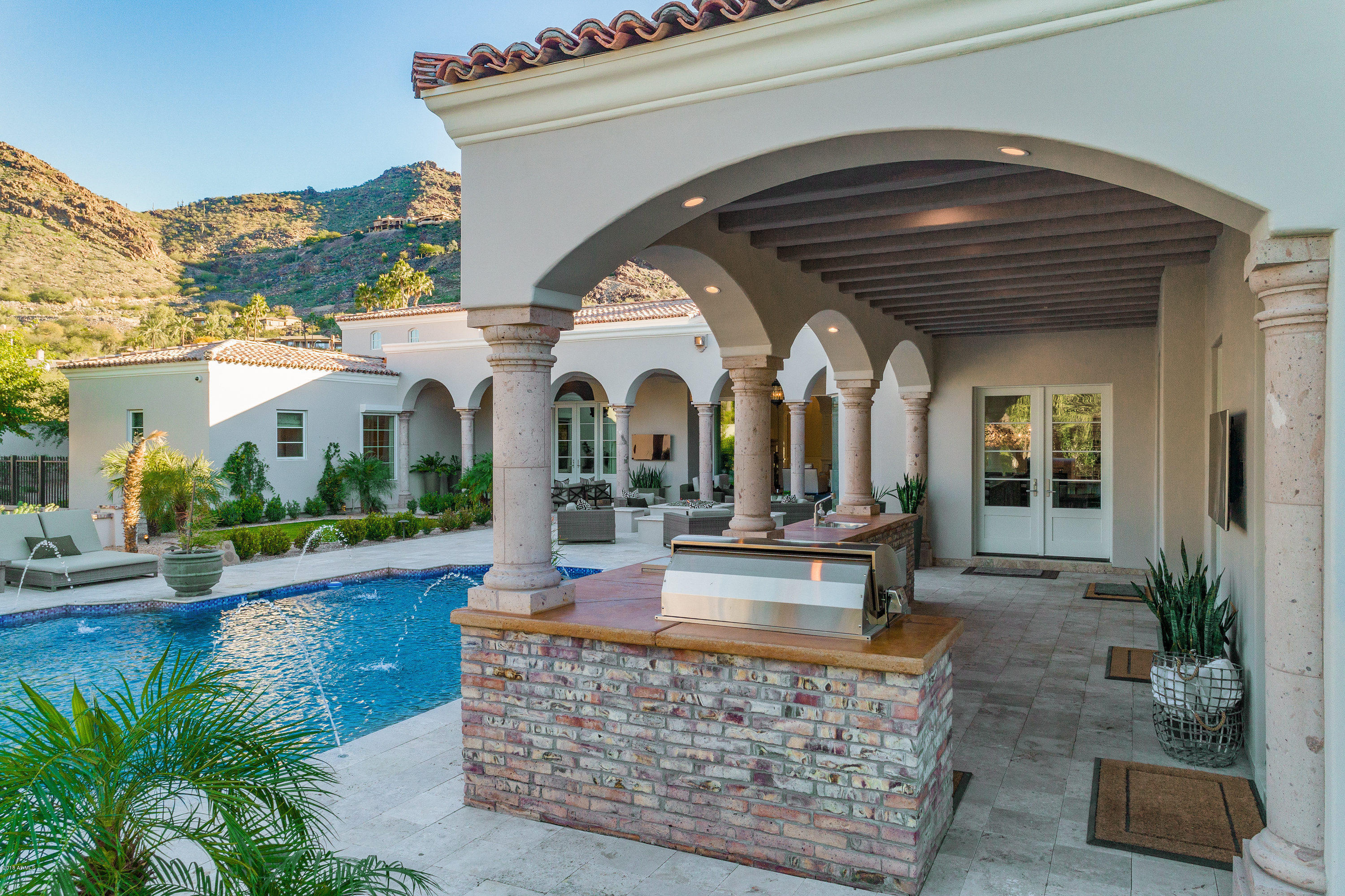 LONGTAIL RUN - Residential