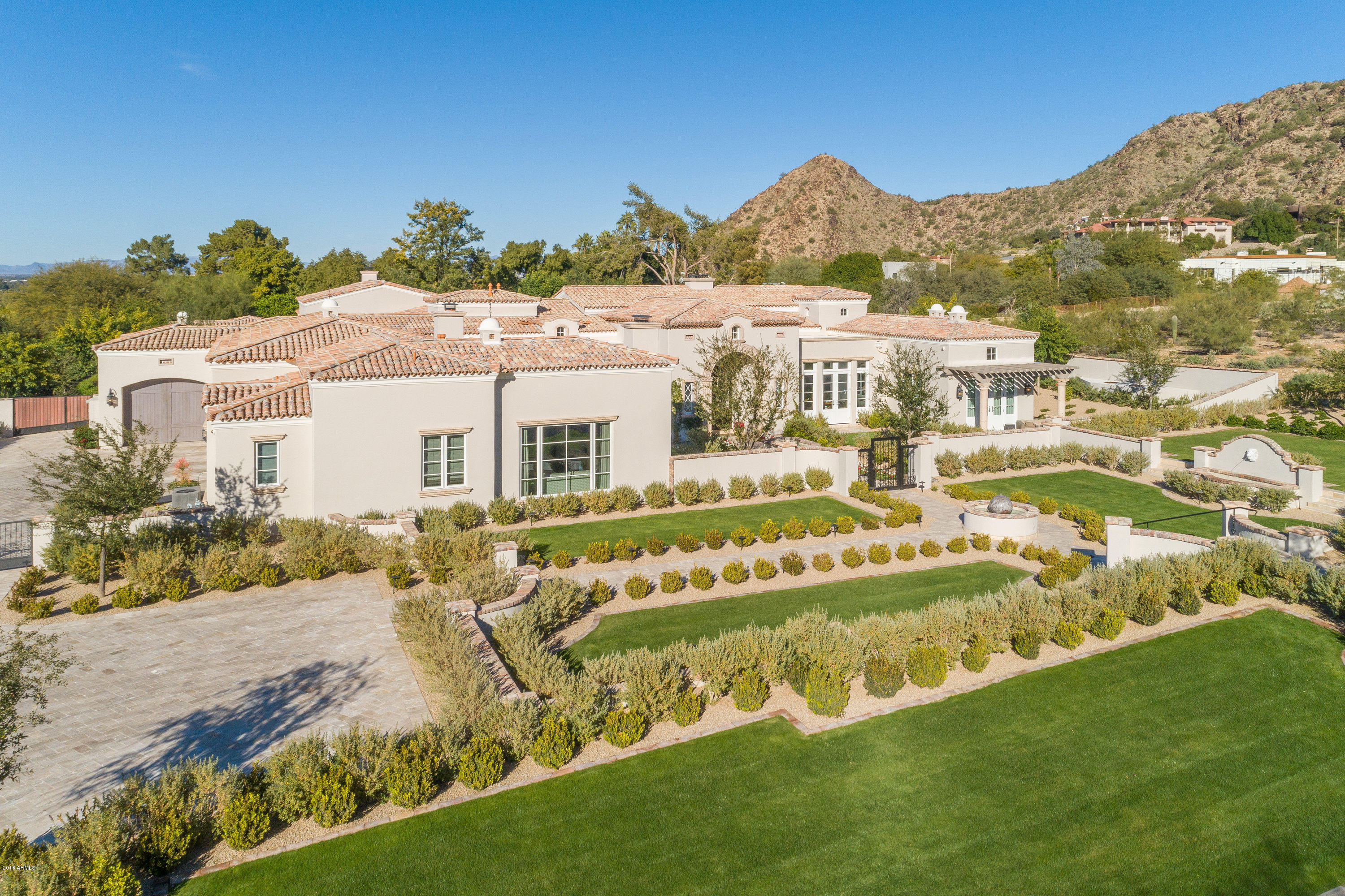 LONGTAIL RUN - Residential