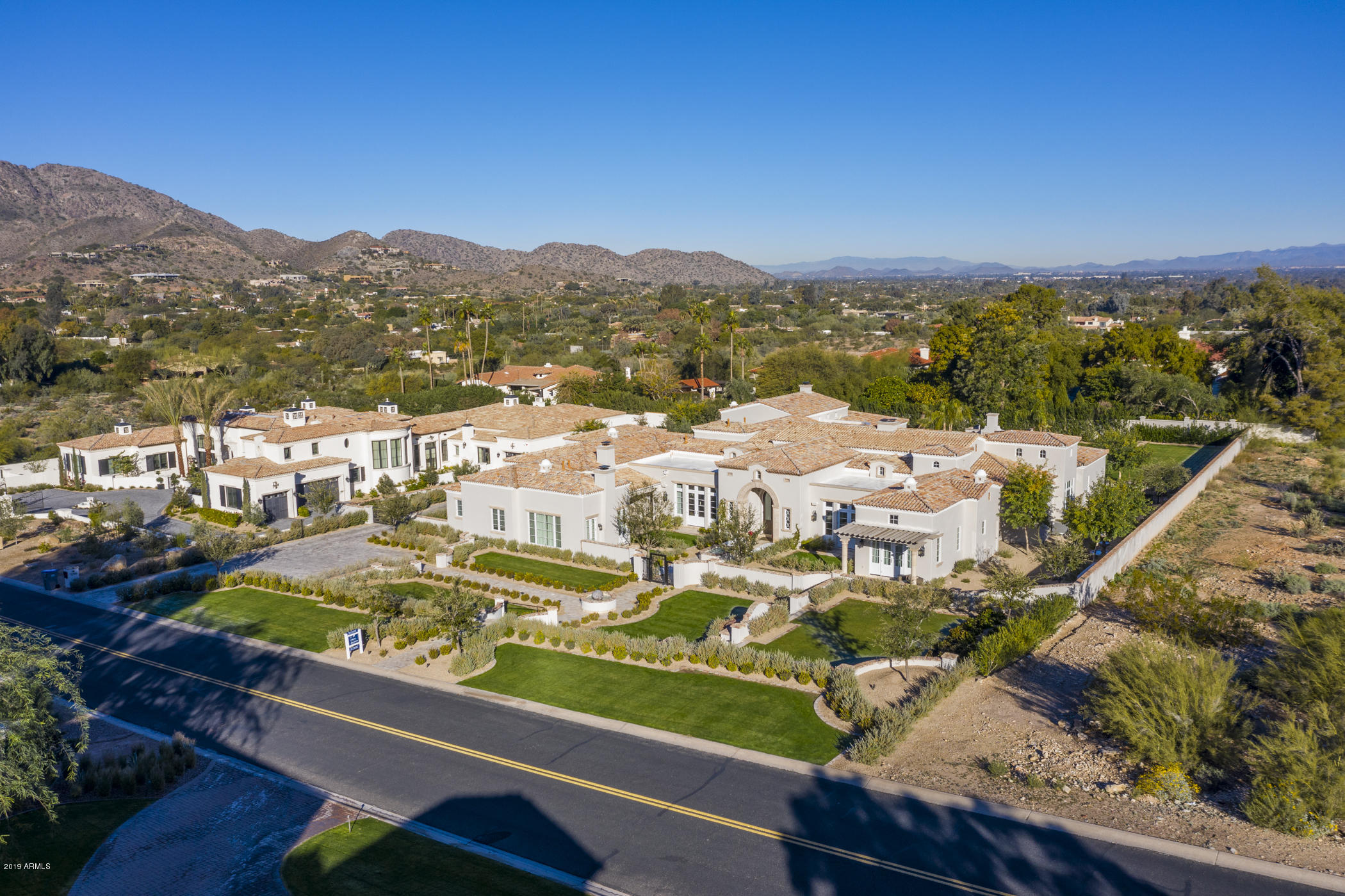 LONGTAIL RUN - Residential