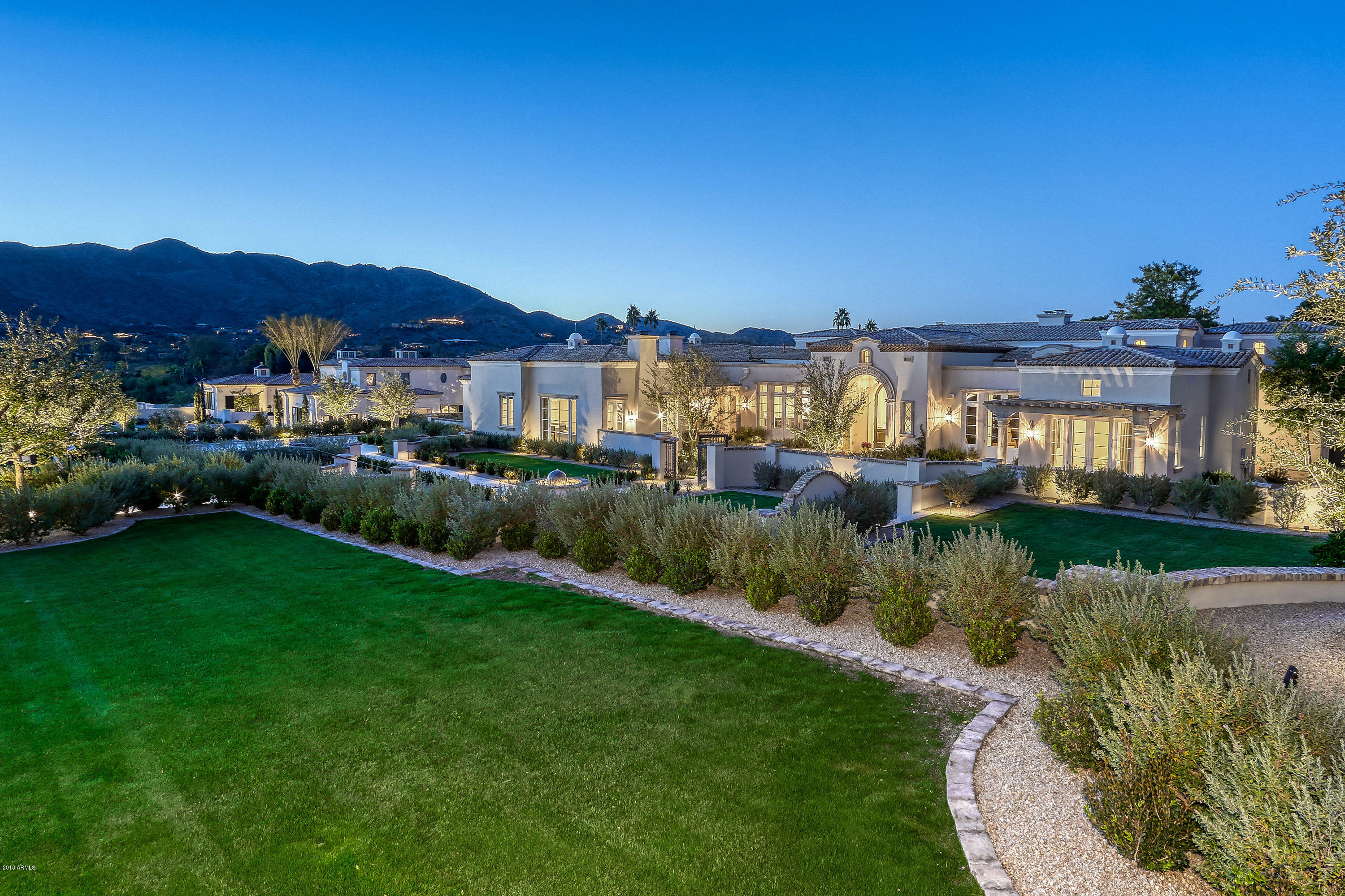 LONGTAIL RUN - Residential