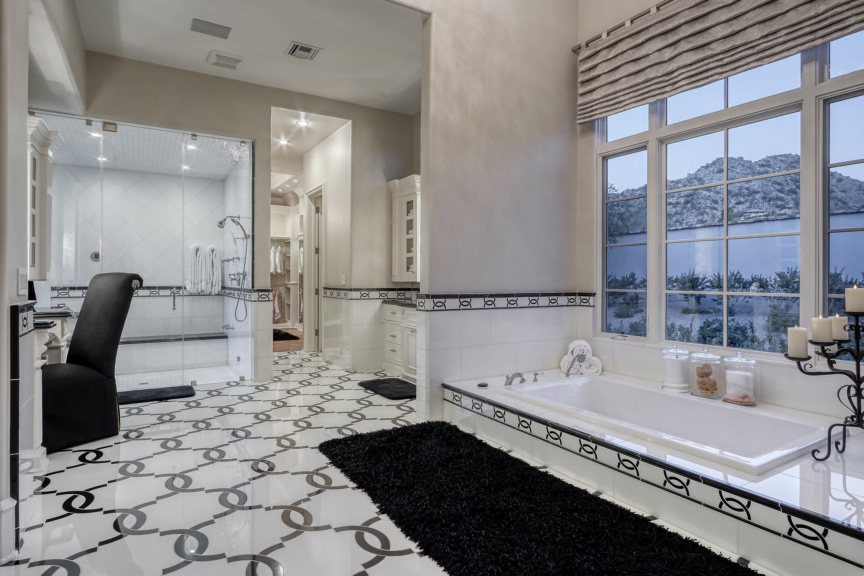 LONGTAIL RUN - Residential