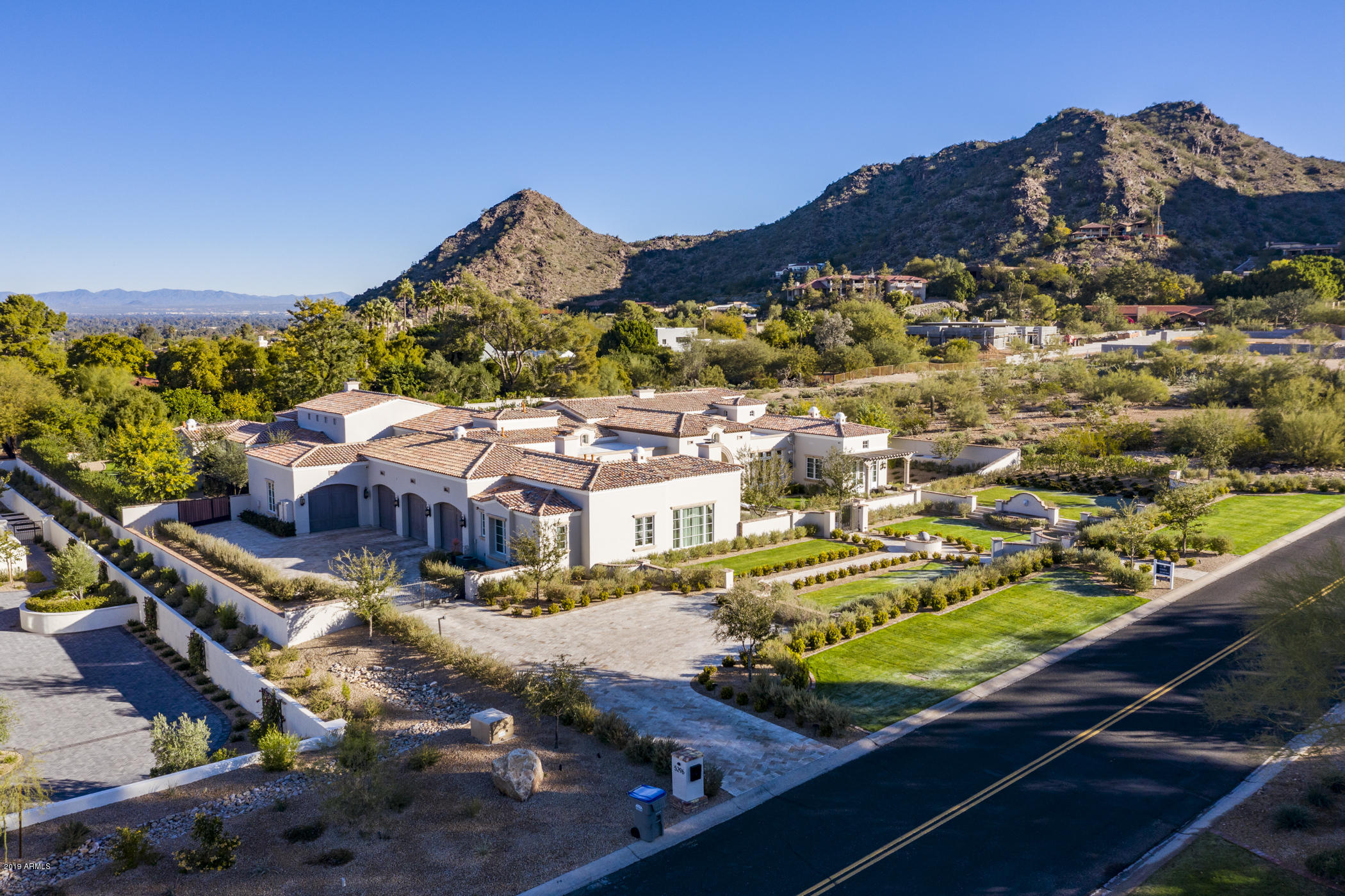 LONGTAIL RUN - Residential