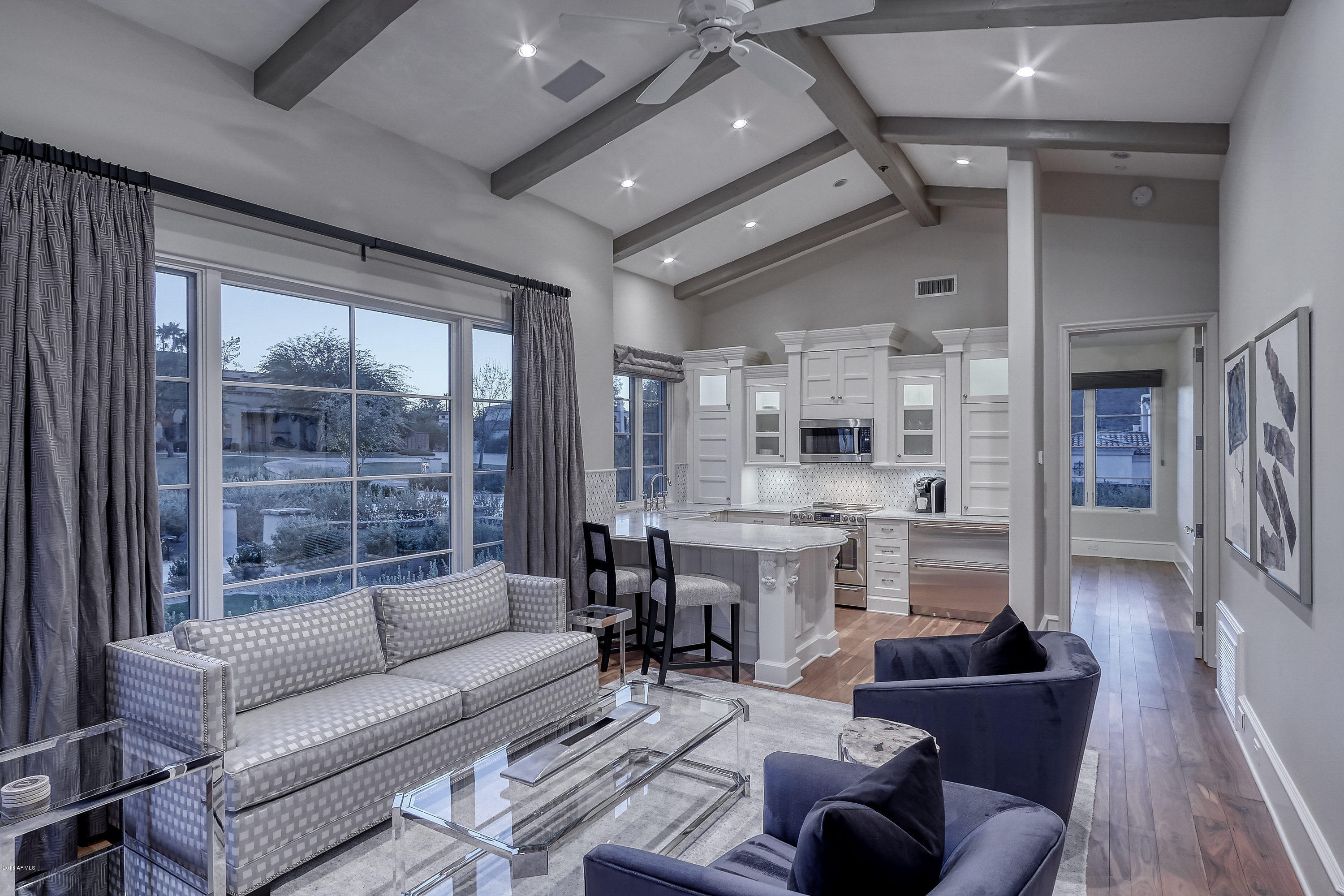 LONGTAIL RUN - Residential