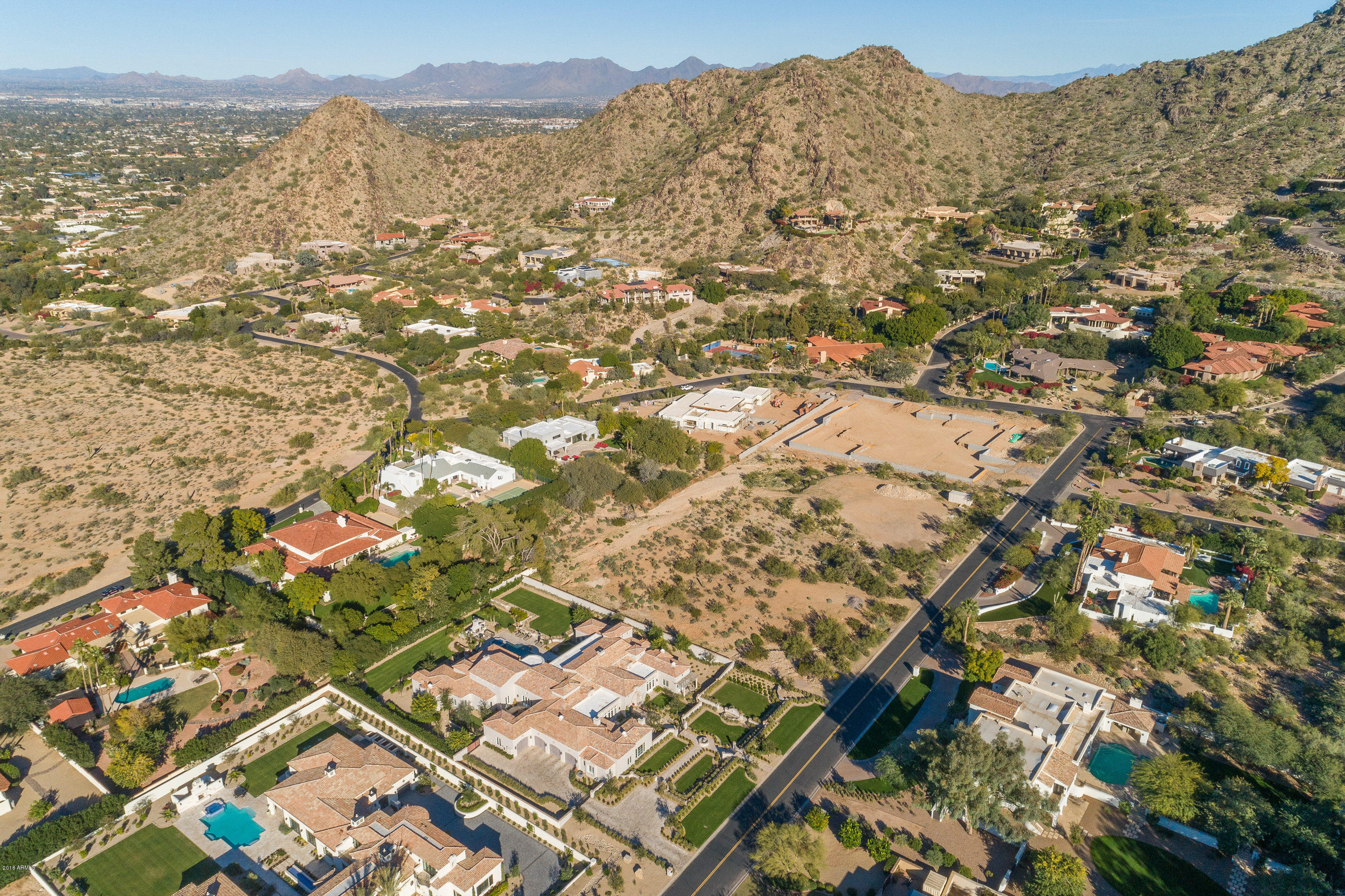 LONGTAIL RUN - Residential