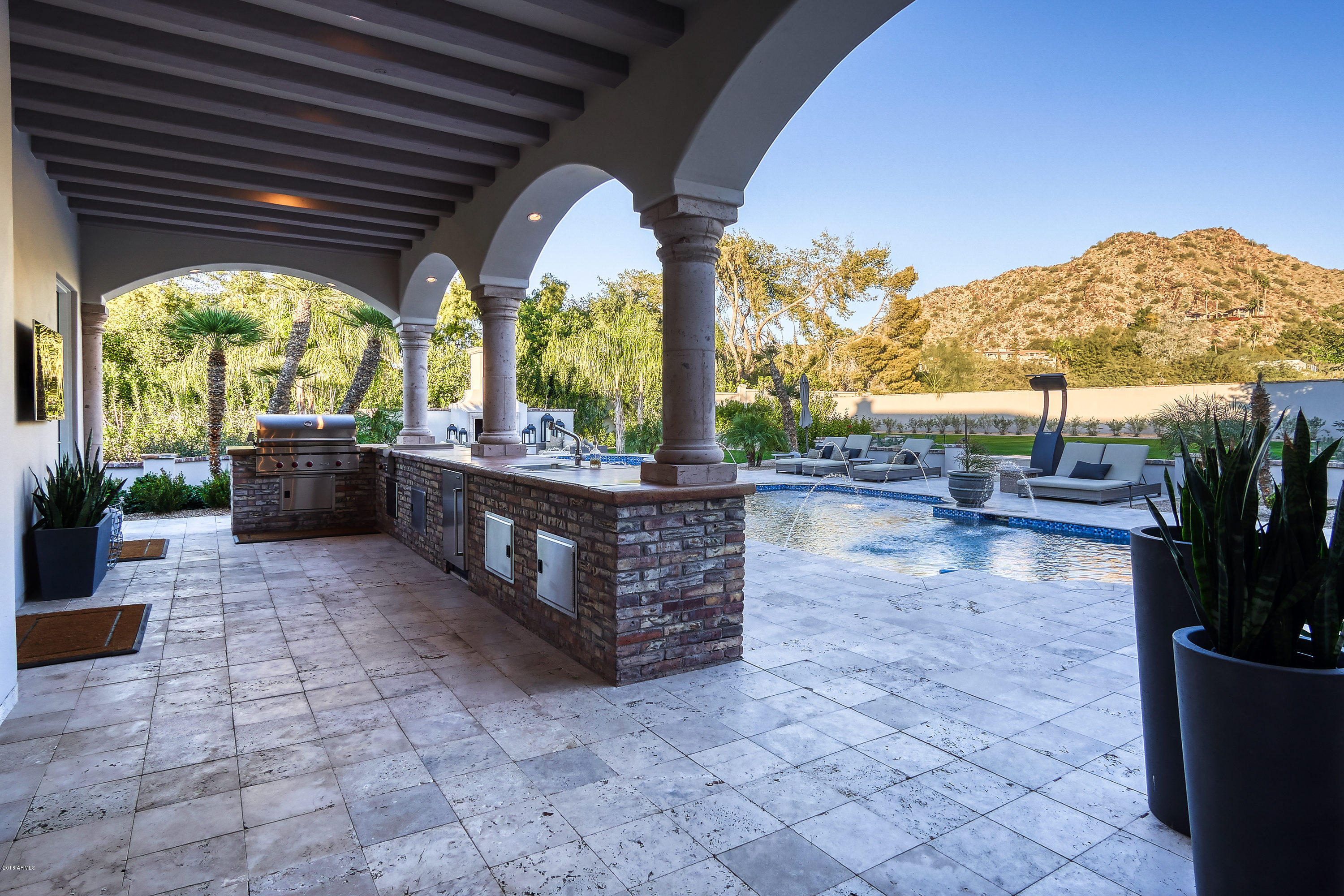 LONGTAIL RUN - Residential