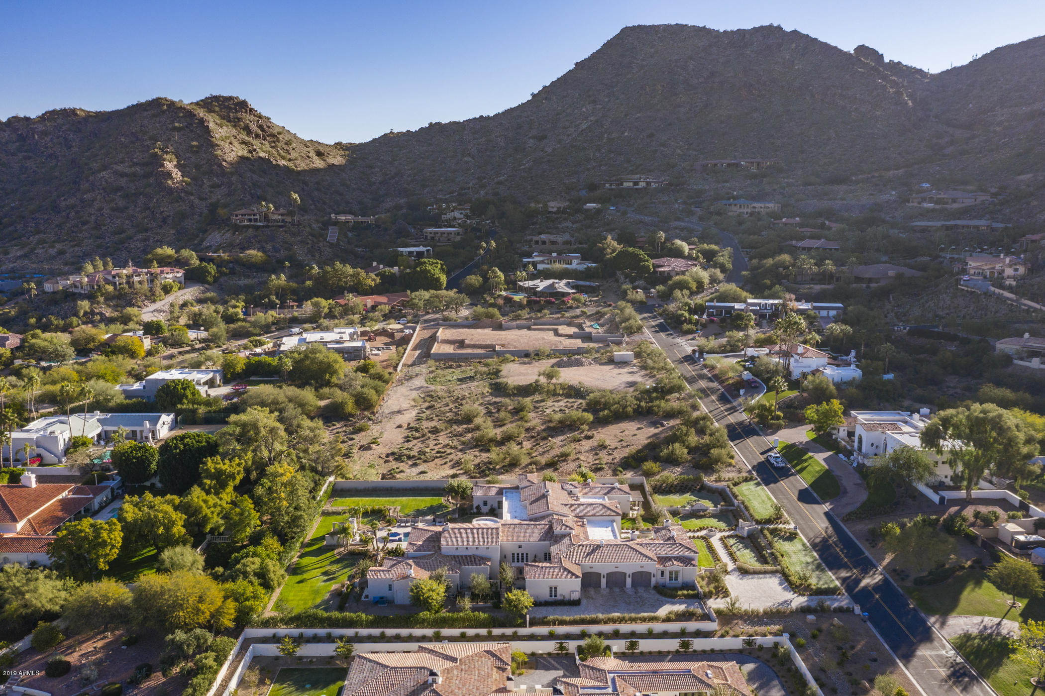 LONGTAIL RUN - Residential