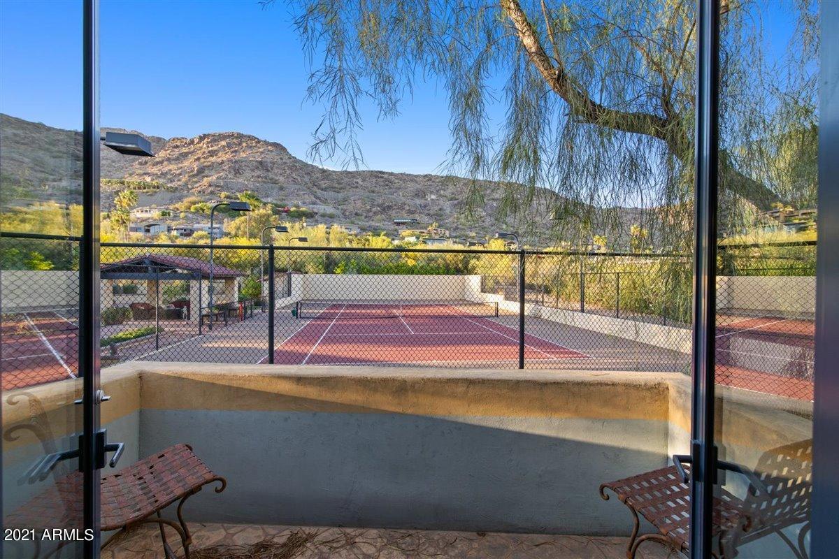 Paradise Valley - Residential