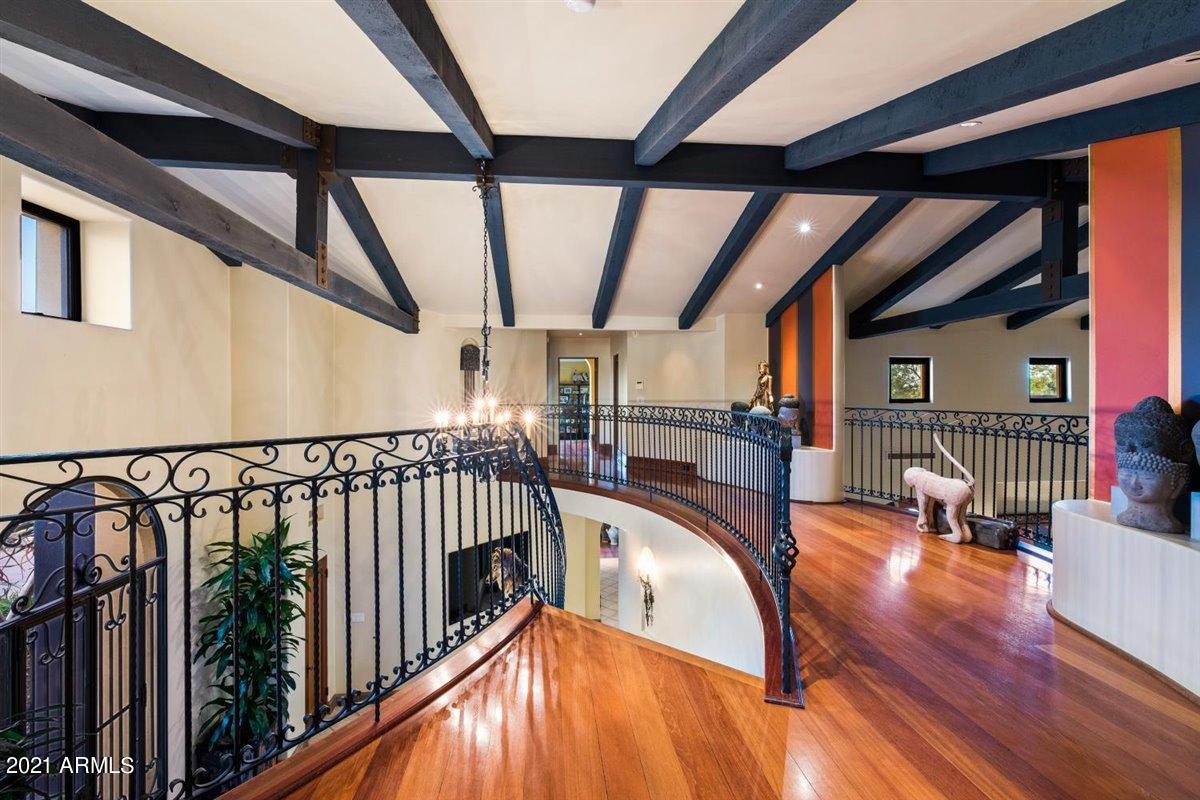 Paradise Valley - Residential