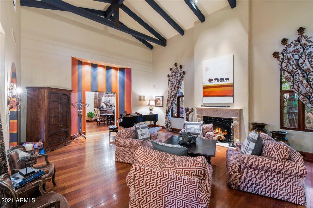 Paradise Valley - Residential