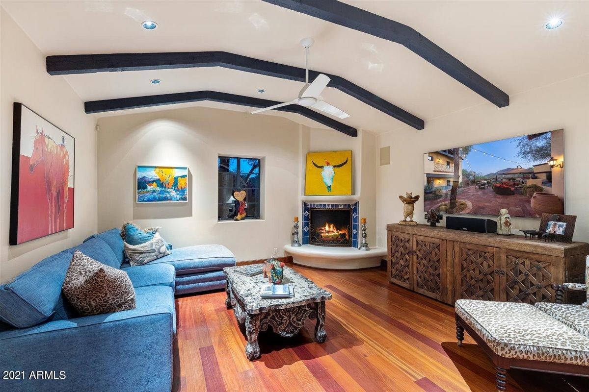 Paradise Valley - Residential