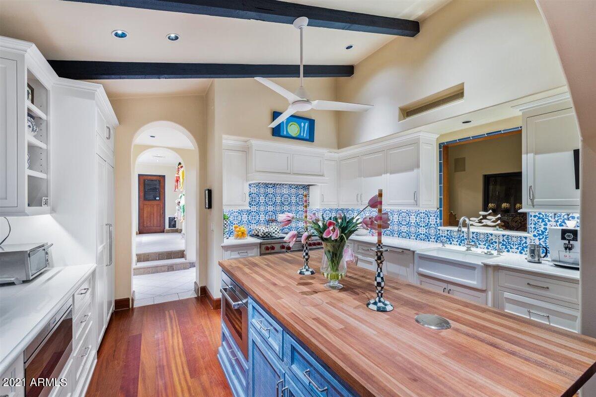 Paradise Valley - Residential