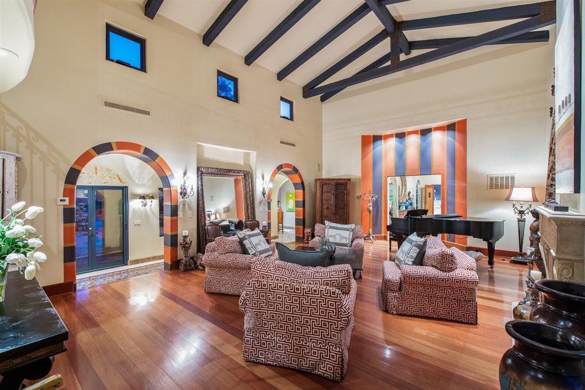 Paradise Valley - Residential
