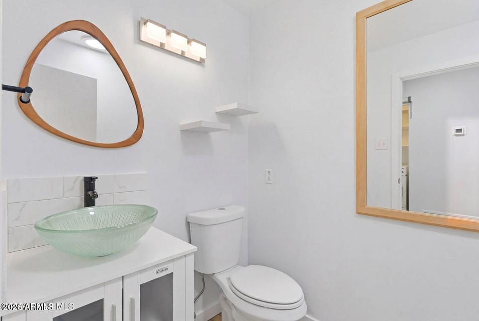 COUNTRY CLUB PARK UNIT 7 - Residential