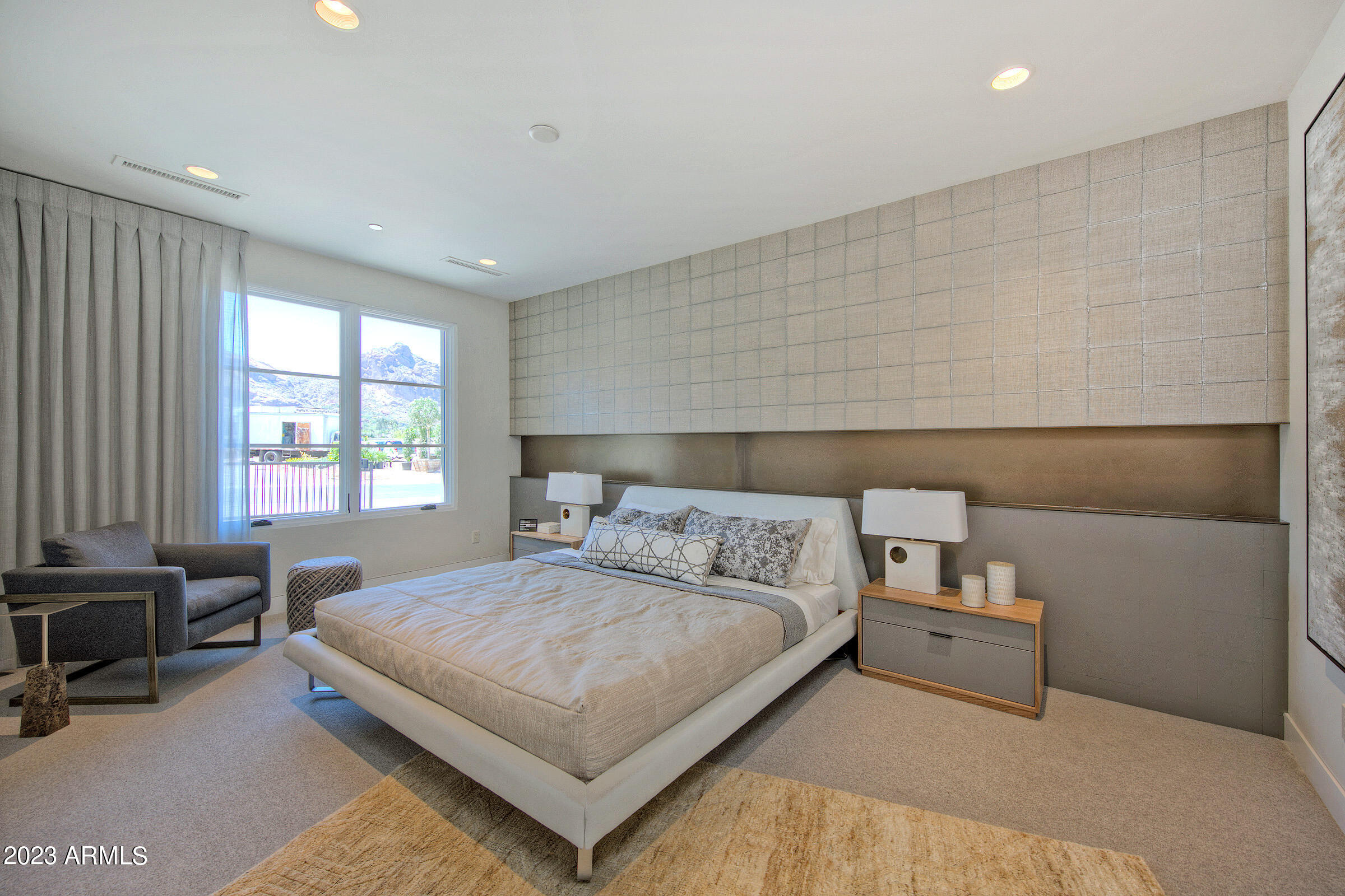 THE VILLAGE AT MOUNTAIN SHADOWS - Residential