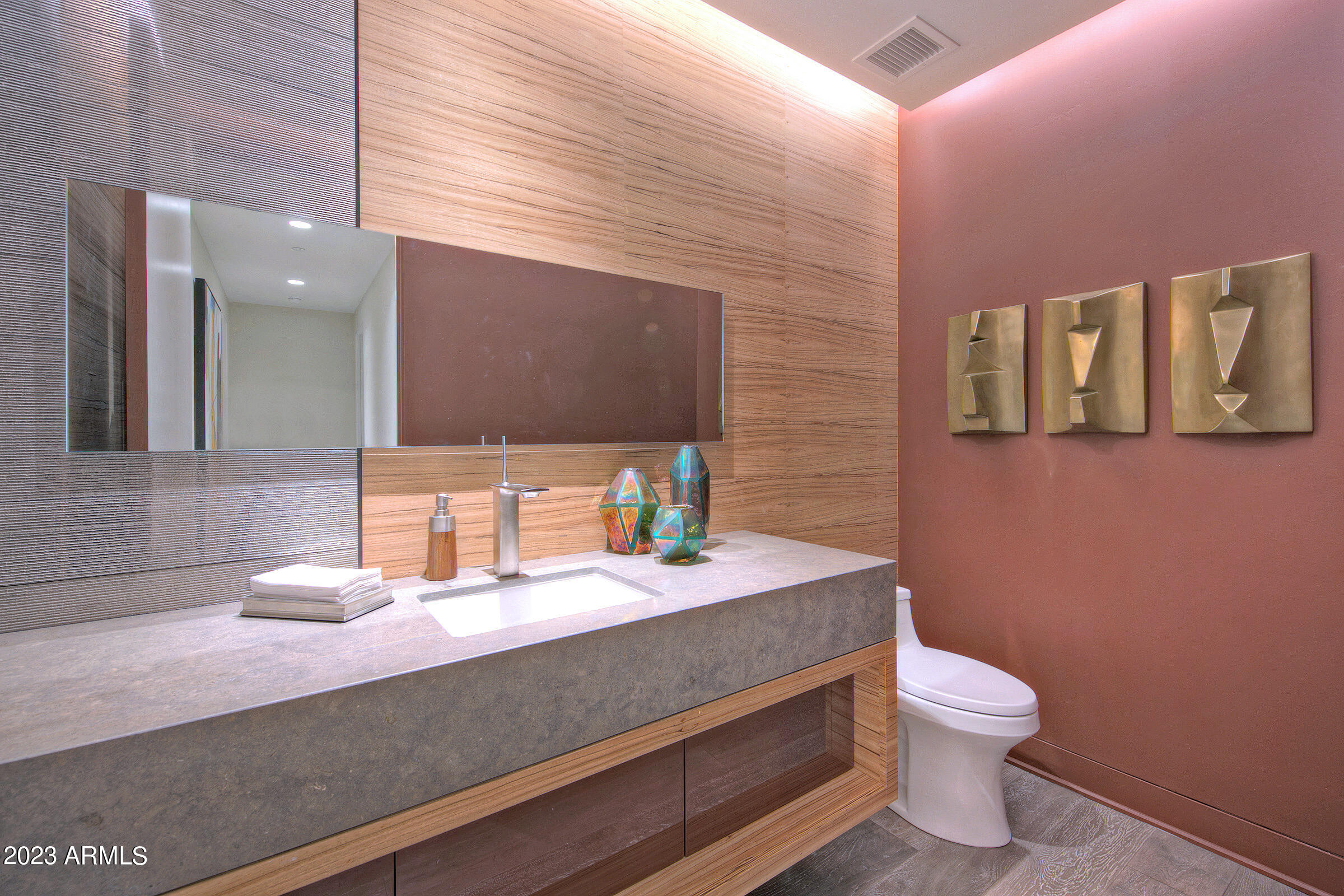 THE VILLAGE AT MOUNTAIN SHADOWS - Residential