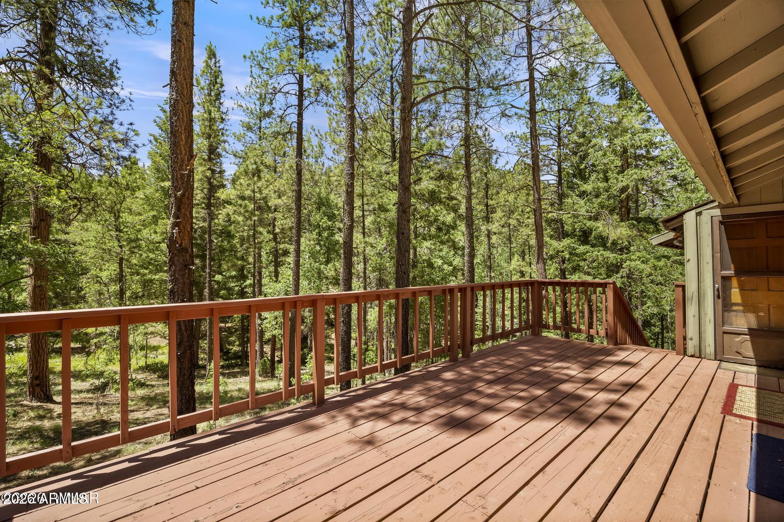 TAL WI WI IN THE PINES - Residential
