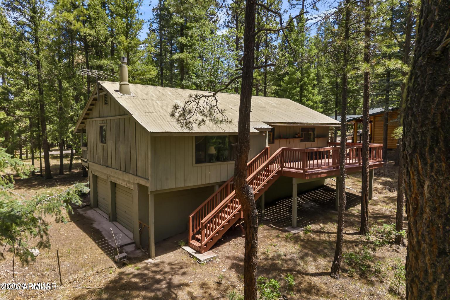 TAL WI WI IN THE PINES - Residential