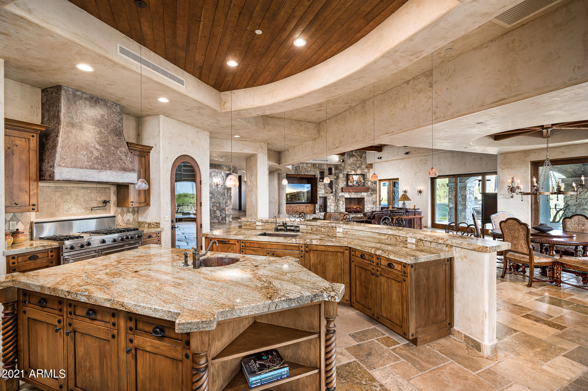 DESERT MOUNTAIN - Residential