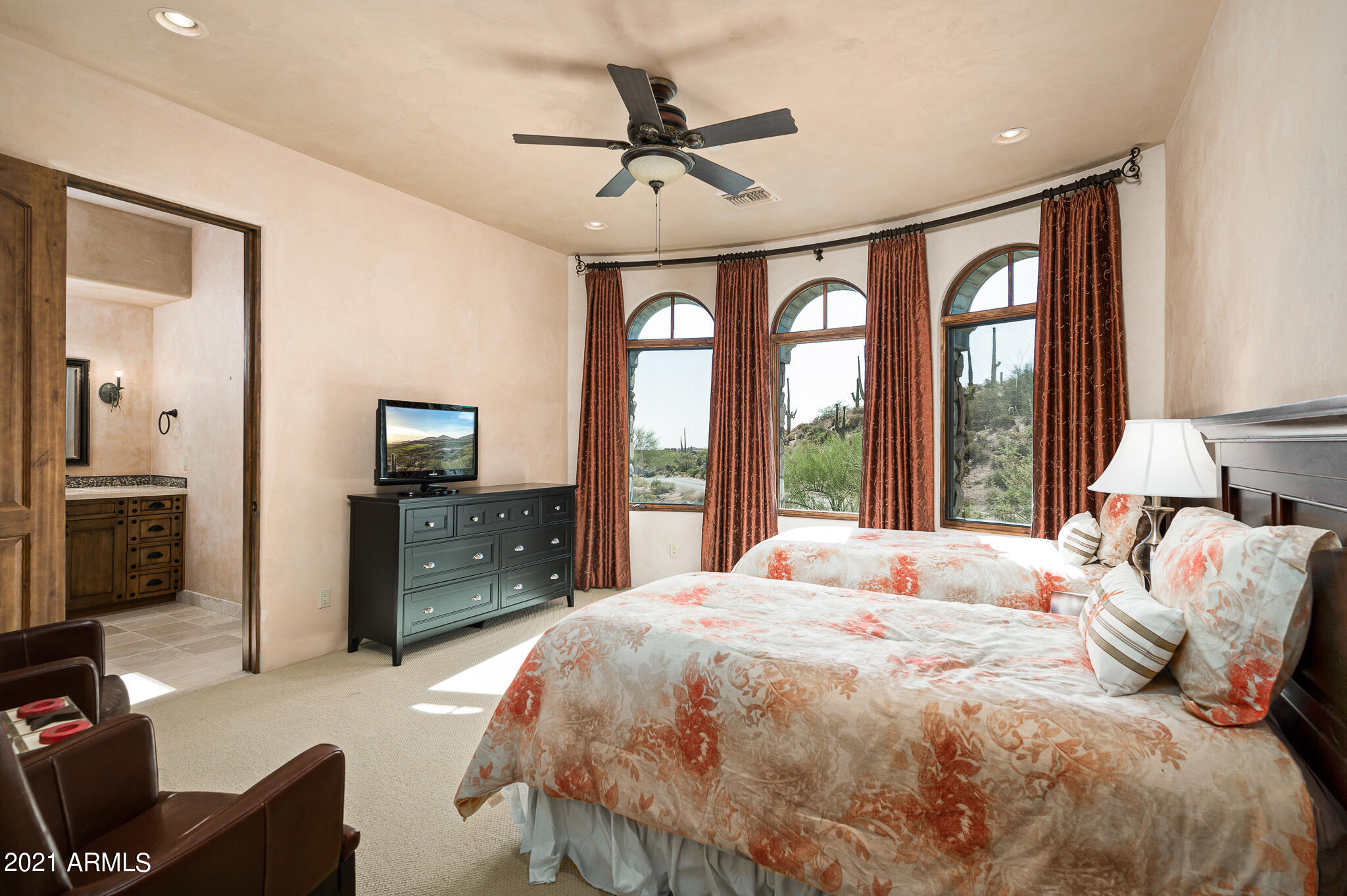 DESERT MOUNTAIN - Residential