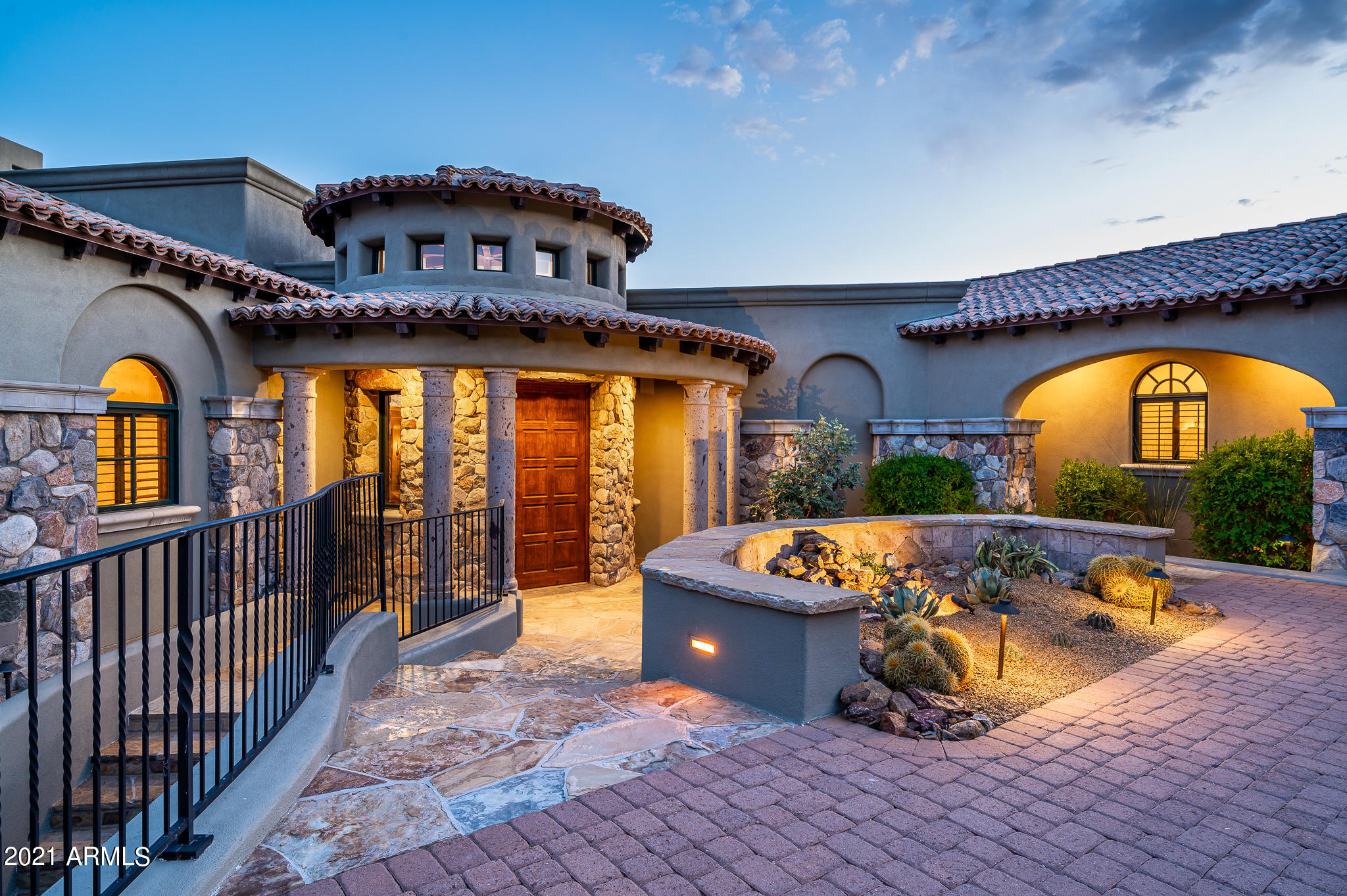DESERT MOUNTAIN - Residential