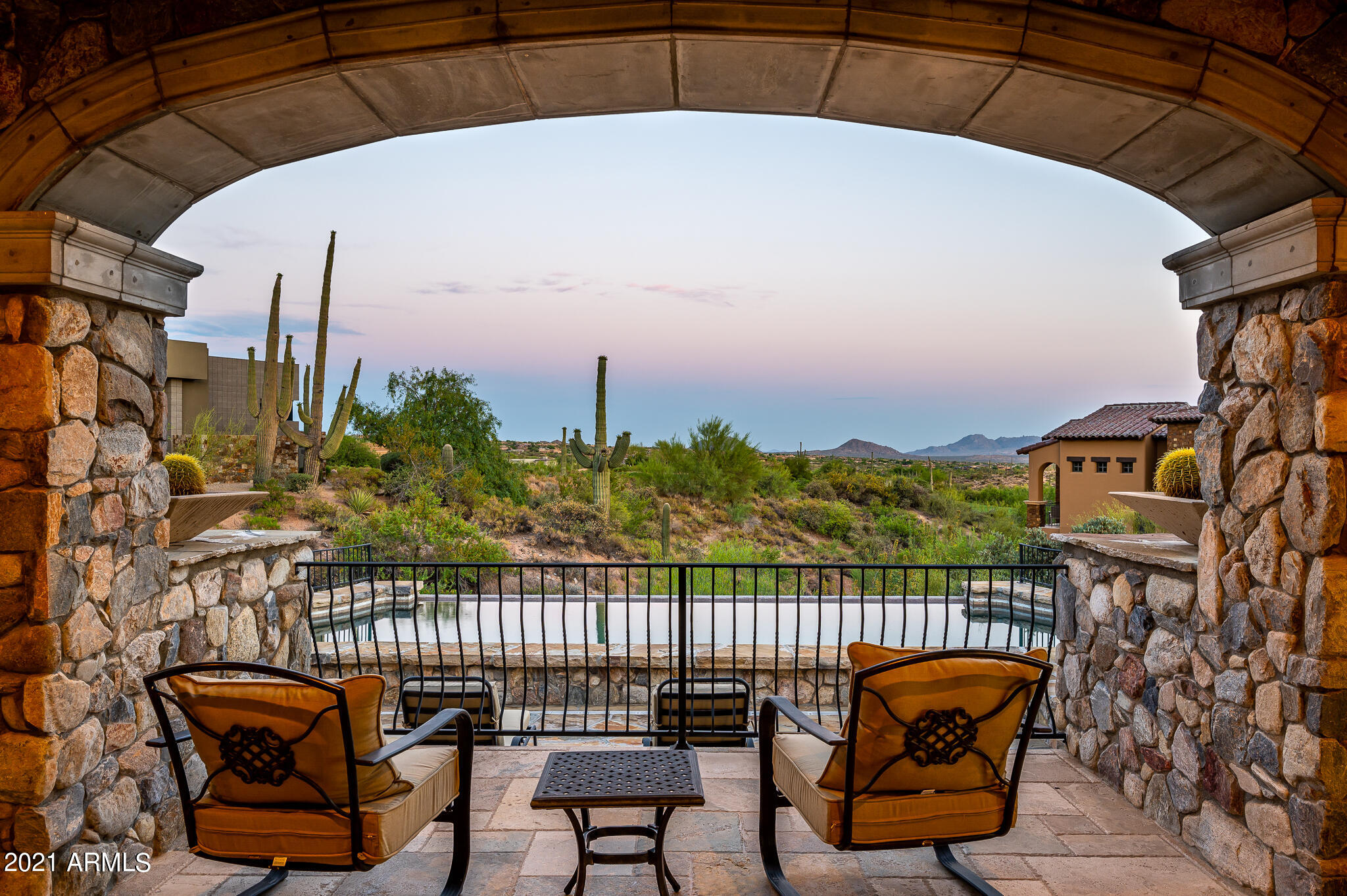 DESERT MOUNTAIN - Residential