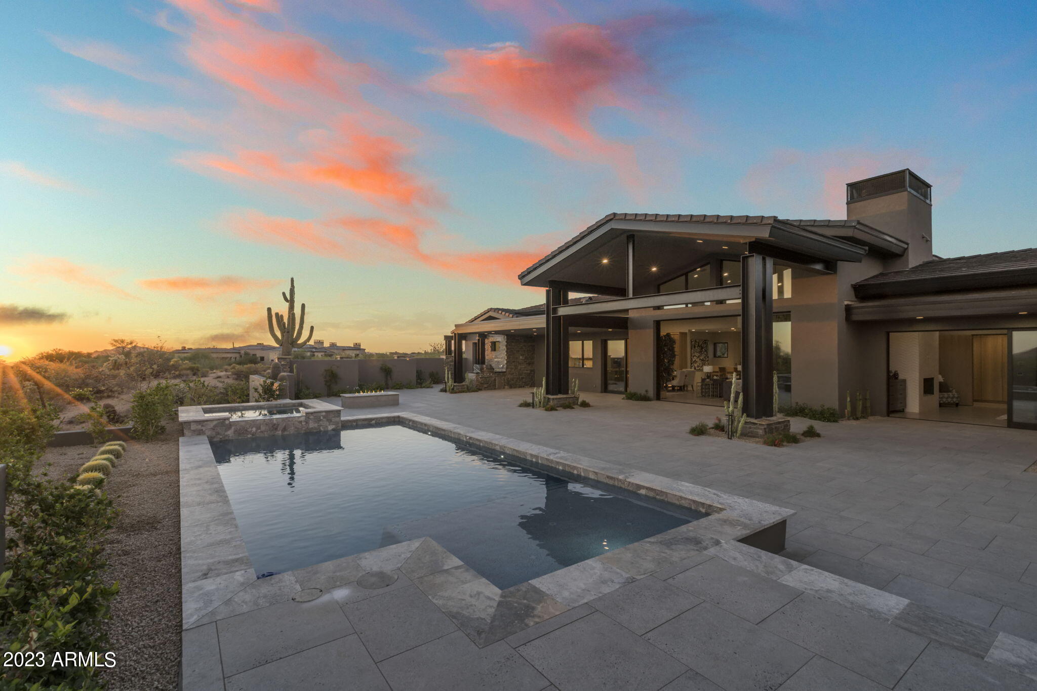 Mirabel Club - Residential