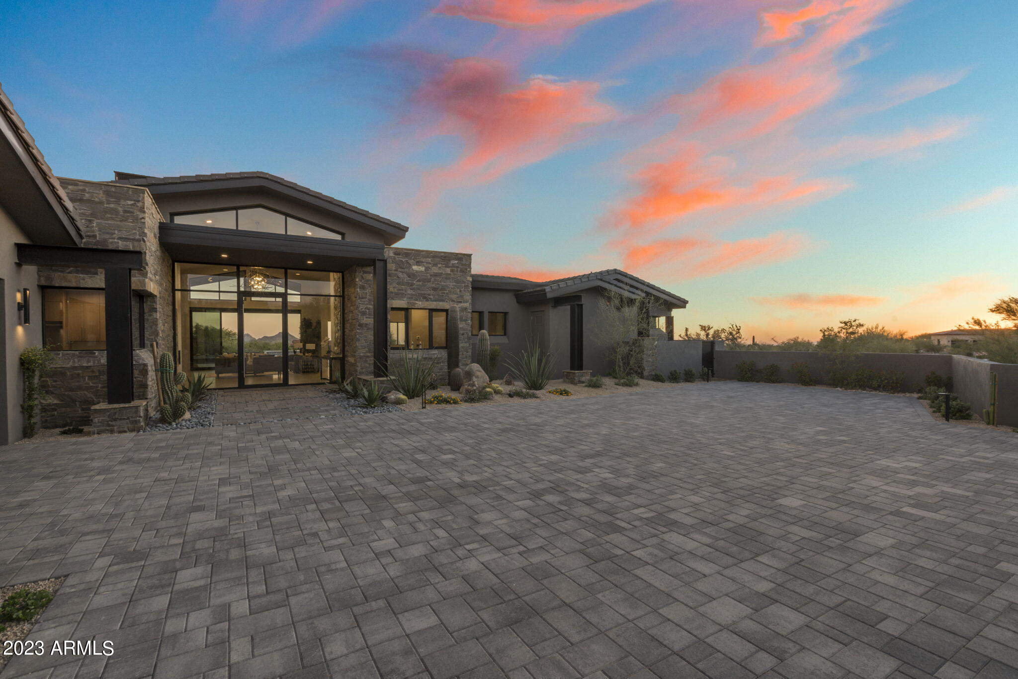 Mirabel Club - Residential