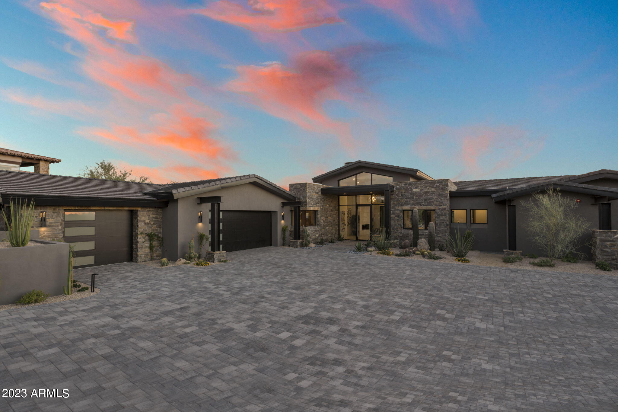 Mirabel Club - Residential