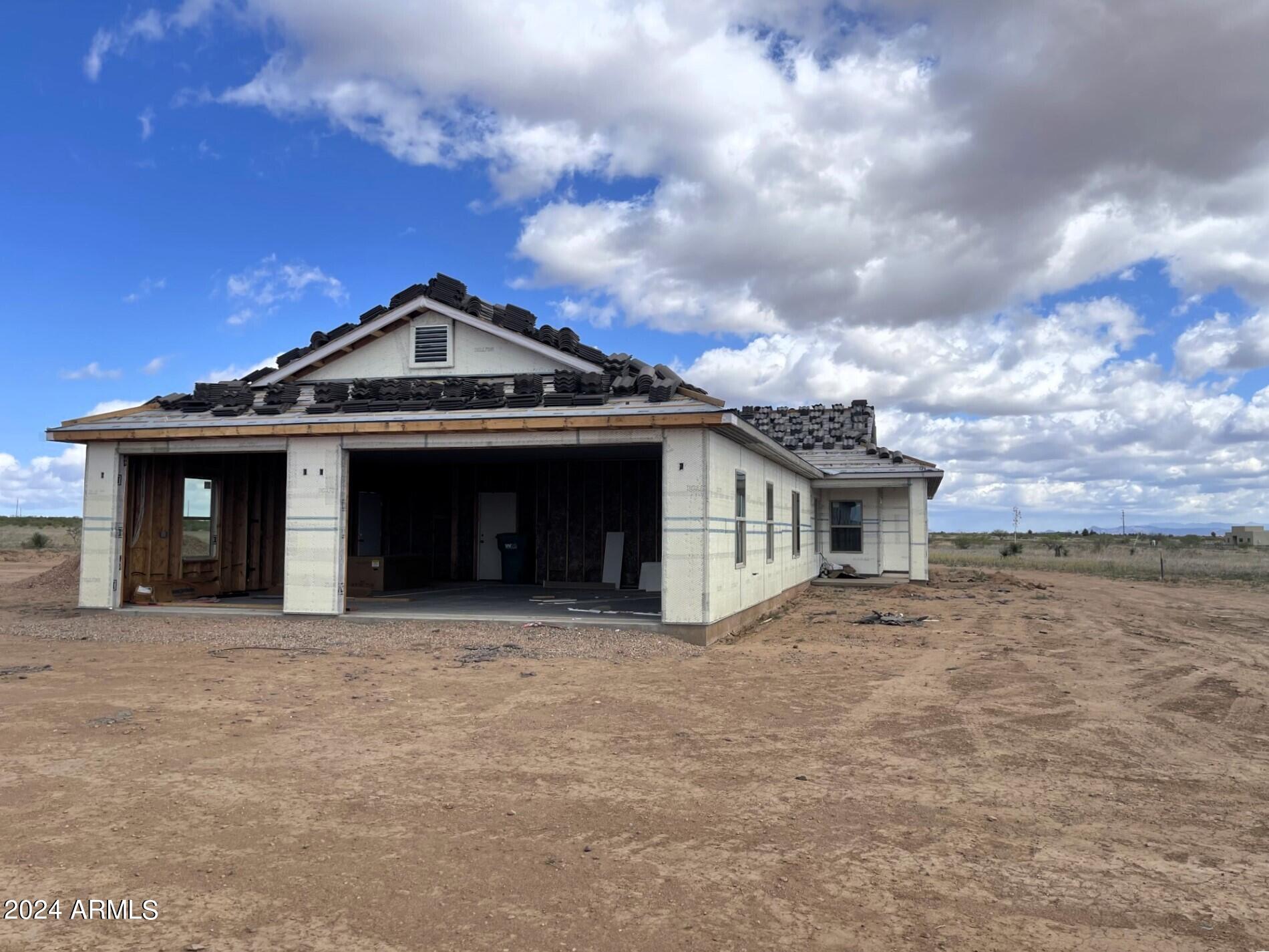 RANCHO ARIZONA - Residential