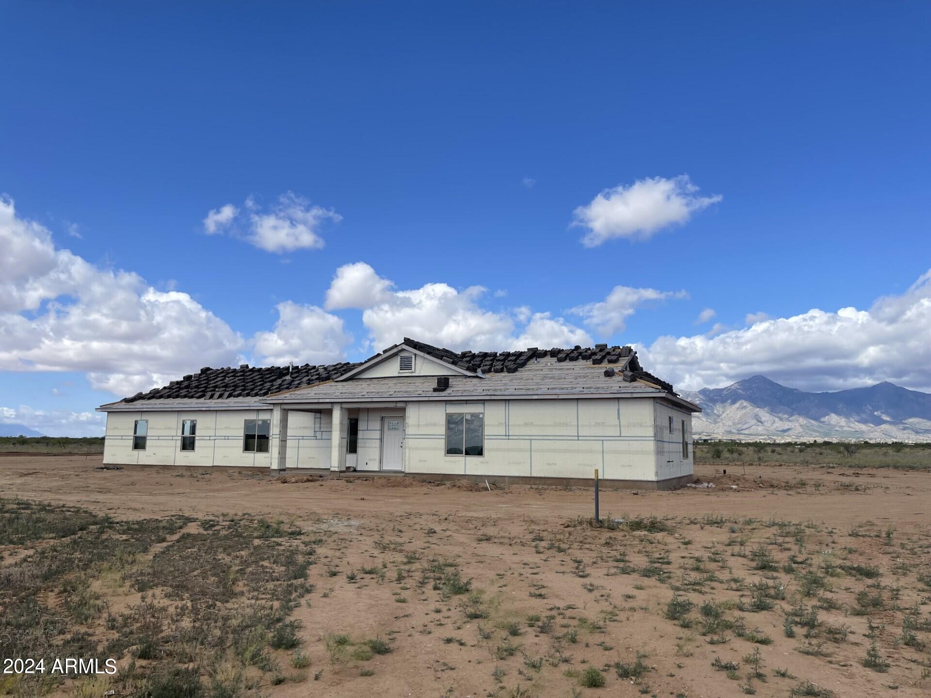 RANCHO ARIZONA - Residential