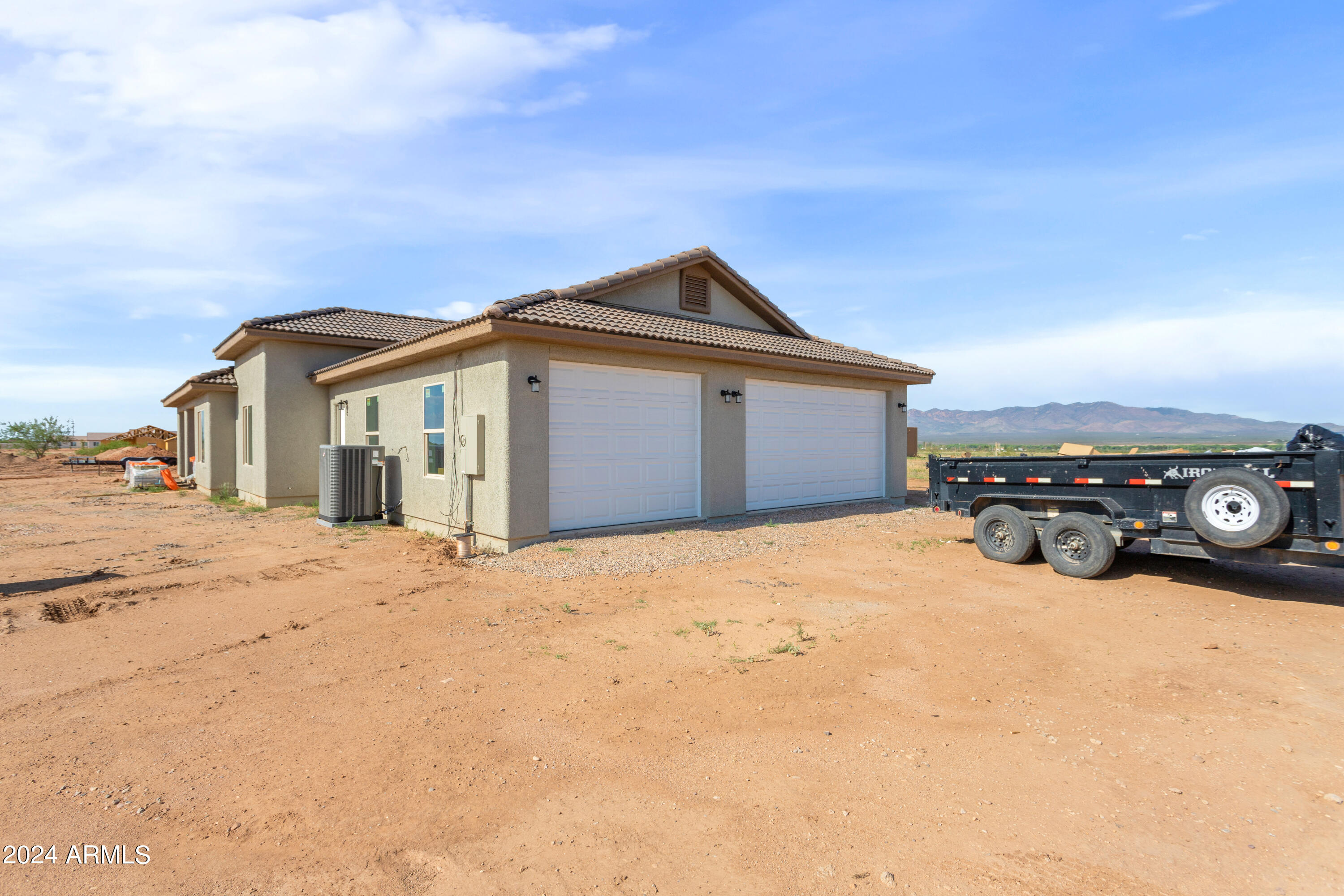 RANCHO ARIZONA - Residential