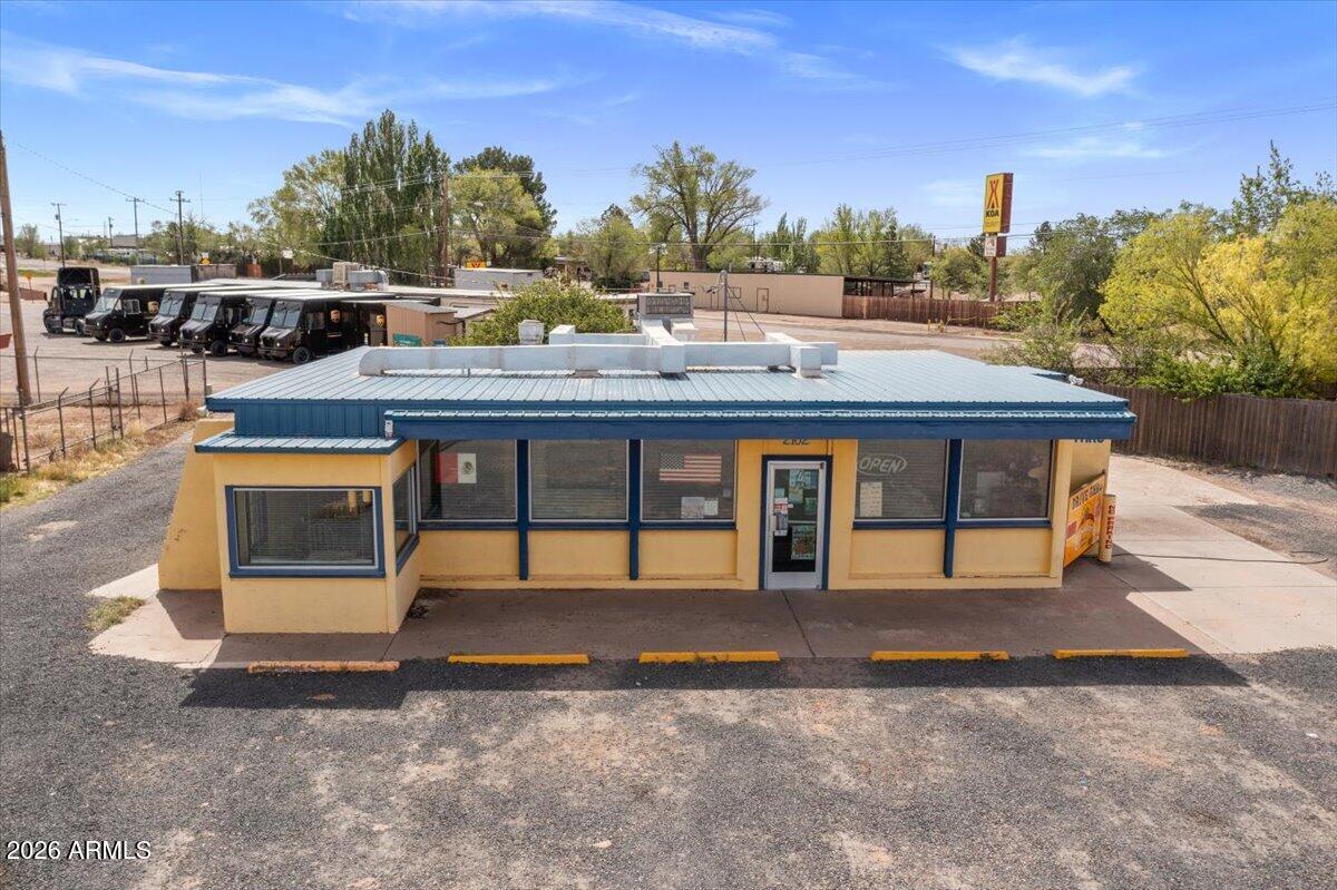 MESA BONITA - Commercial Sale