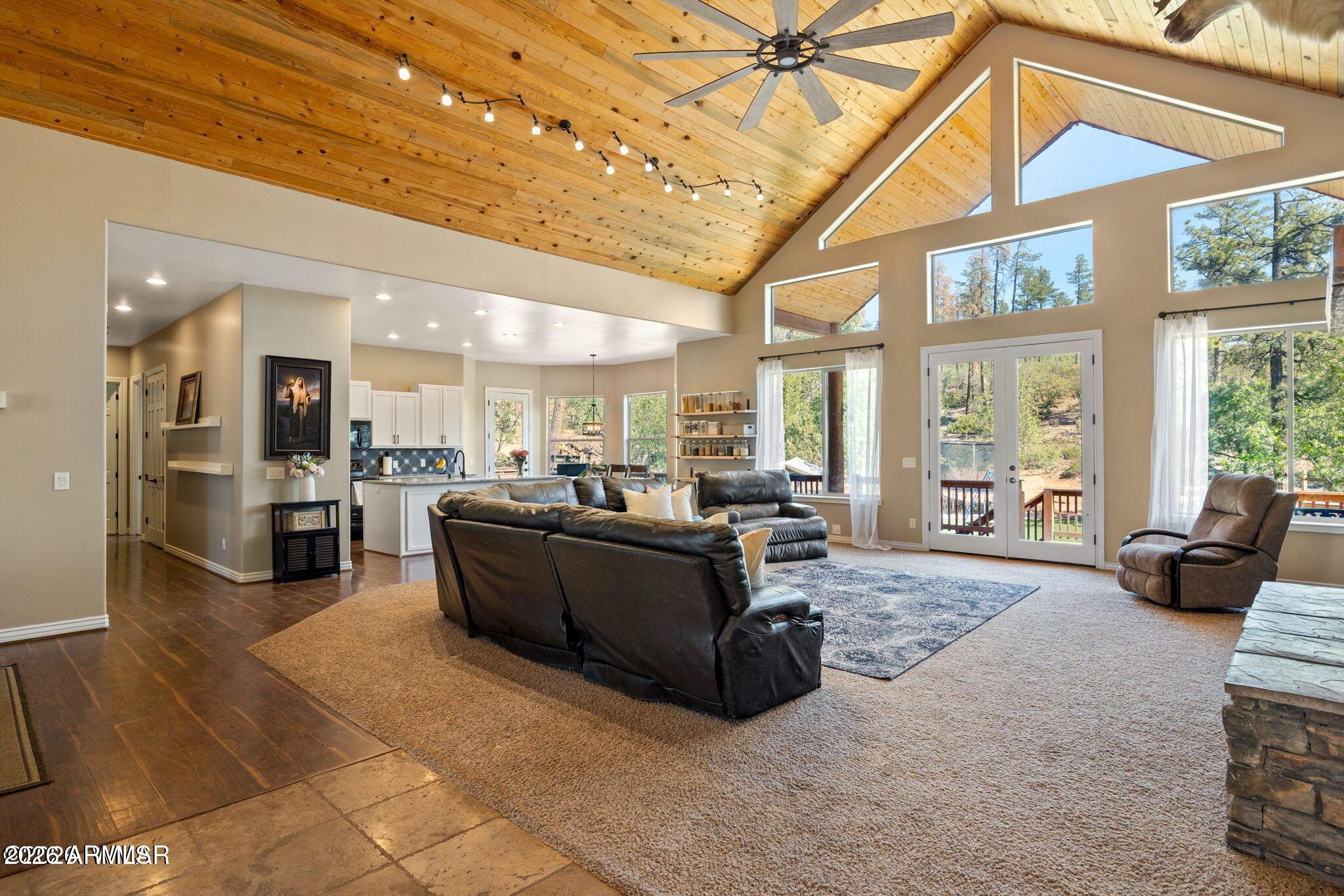 STARLIGHT RIDGE ESTATES UNIT 2 - Residential