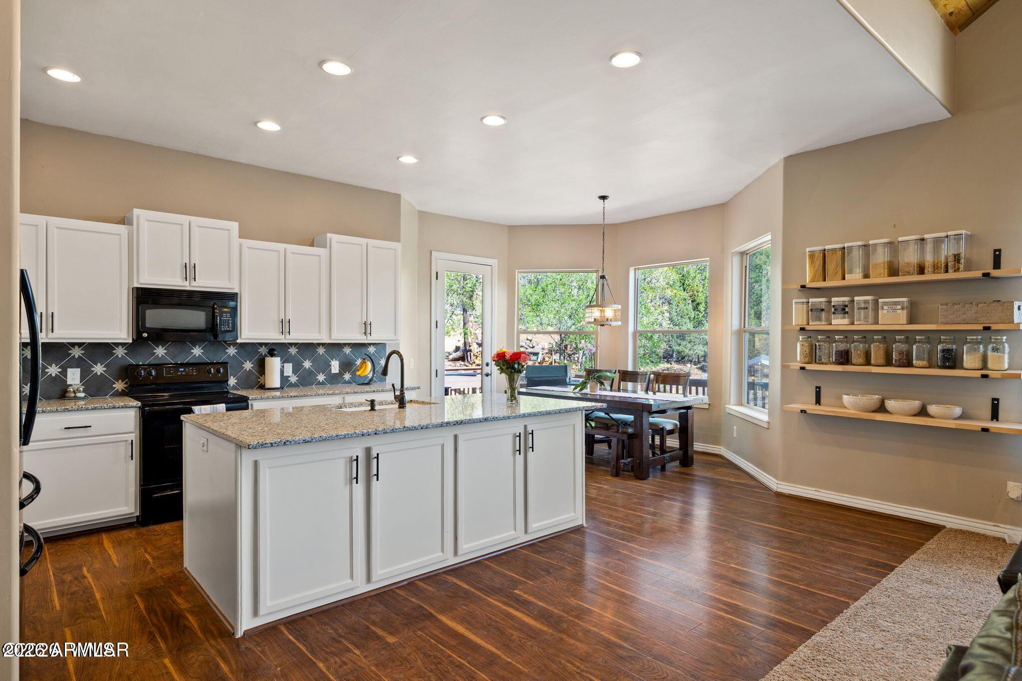 STARLIGHT RIDGE ESTATES UNIT 2 - Residential