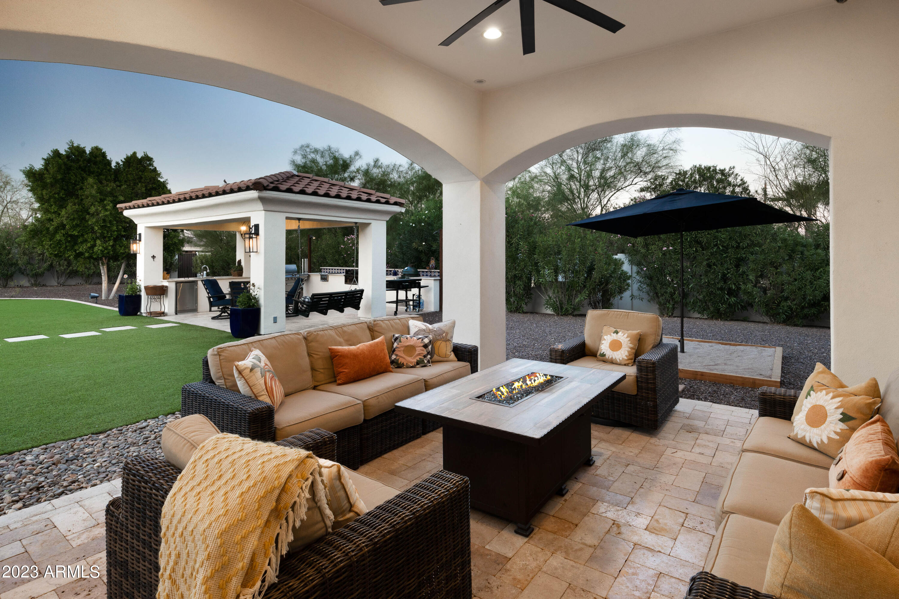 SUNBURST FARMS EAST 5 - Residential