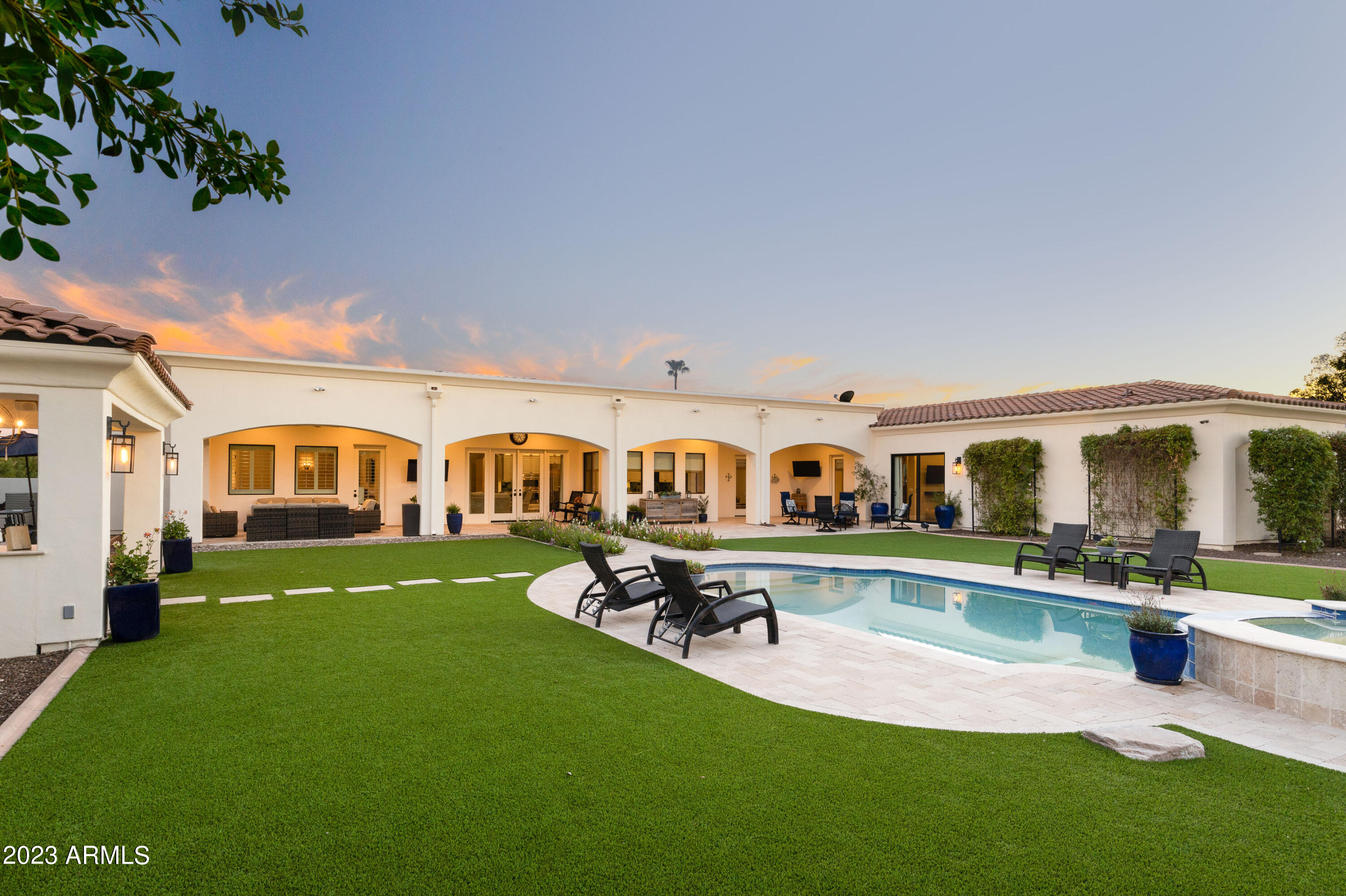 SUNBURST FARMS EAST 5 - Residential