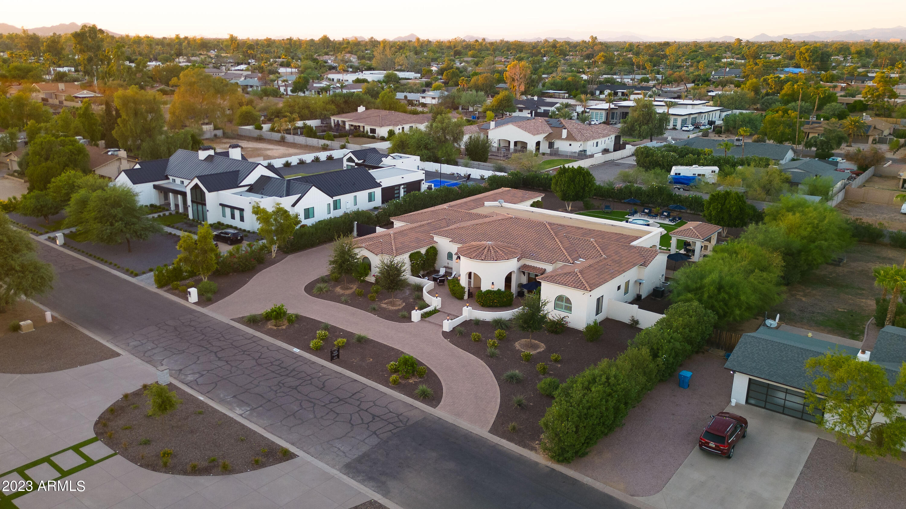 SUNBURST FARMS EAST 5 - Residential