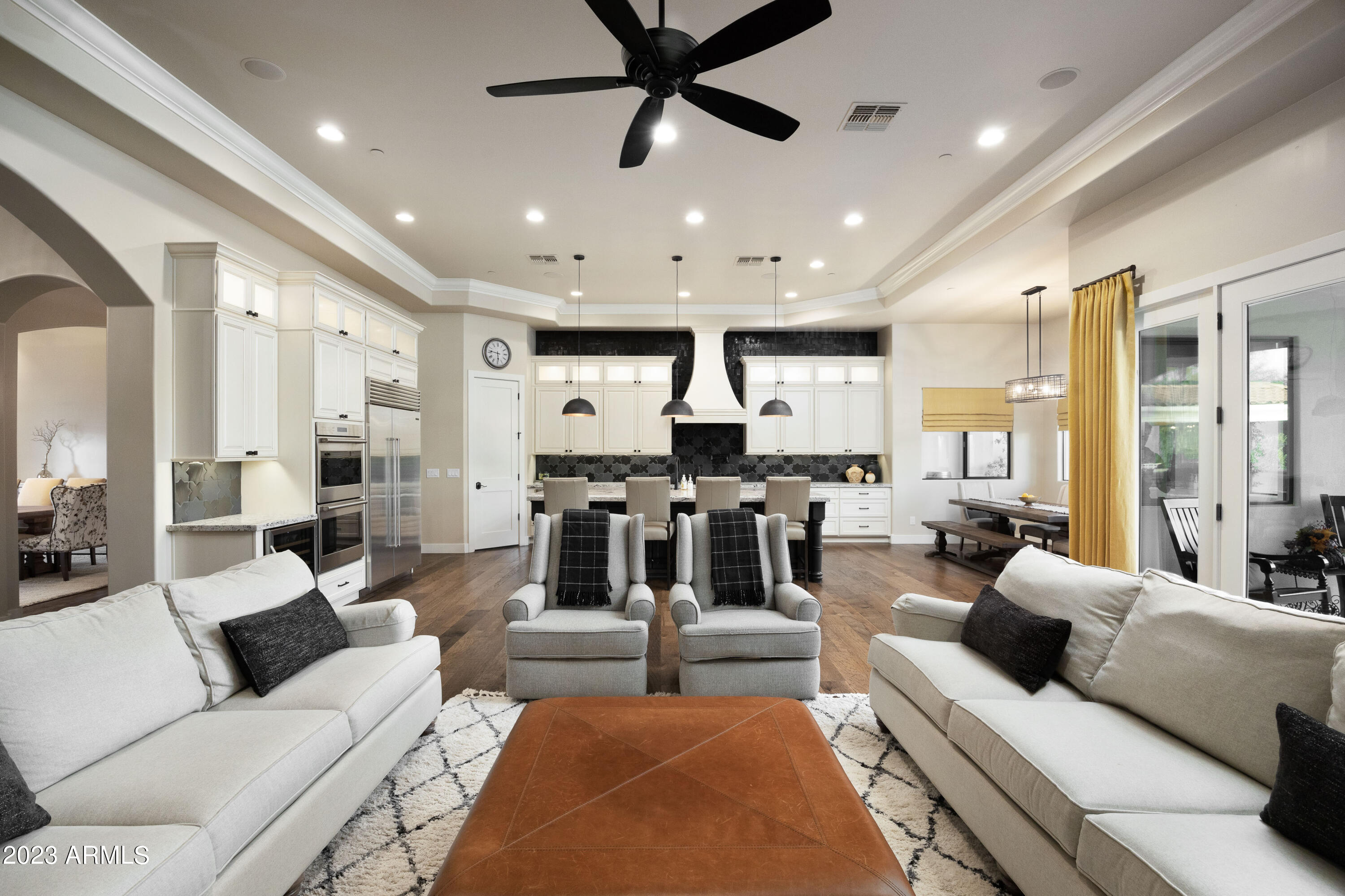 SUNBURST FARMS EAST 5 - Residential