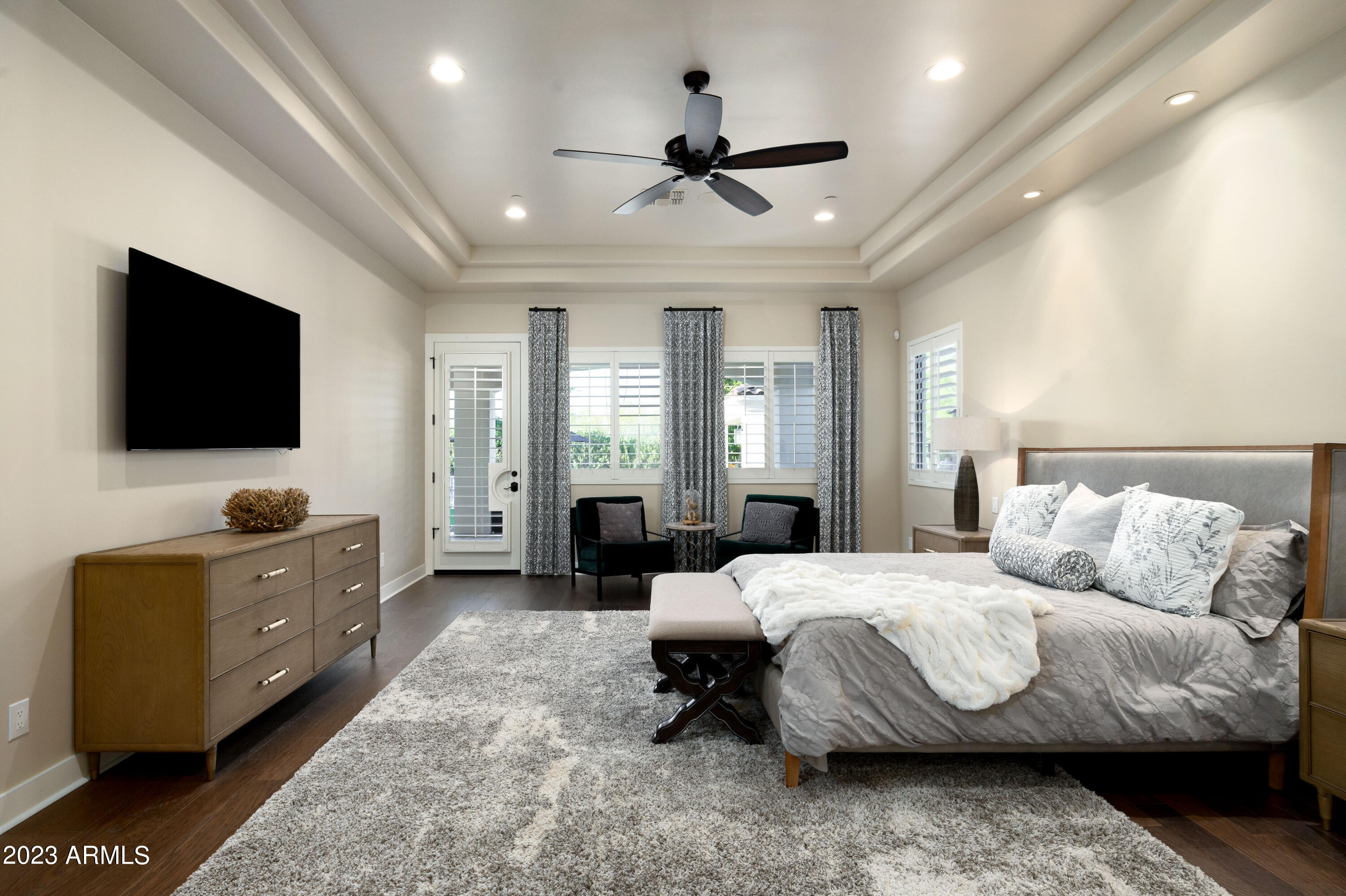 SUNBURST FARMS EAST 5 - Residential